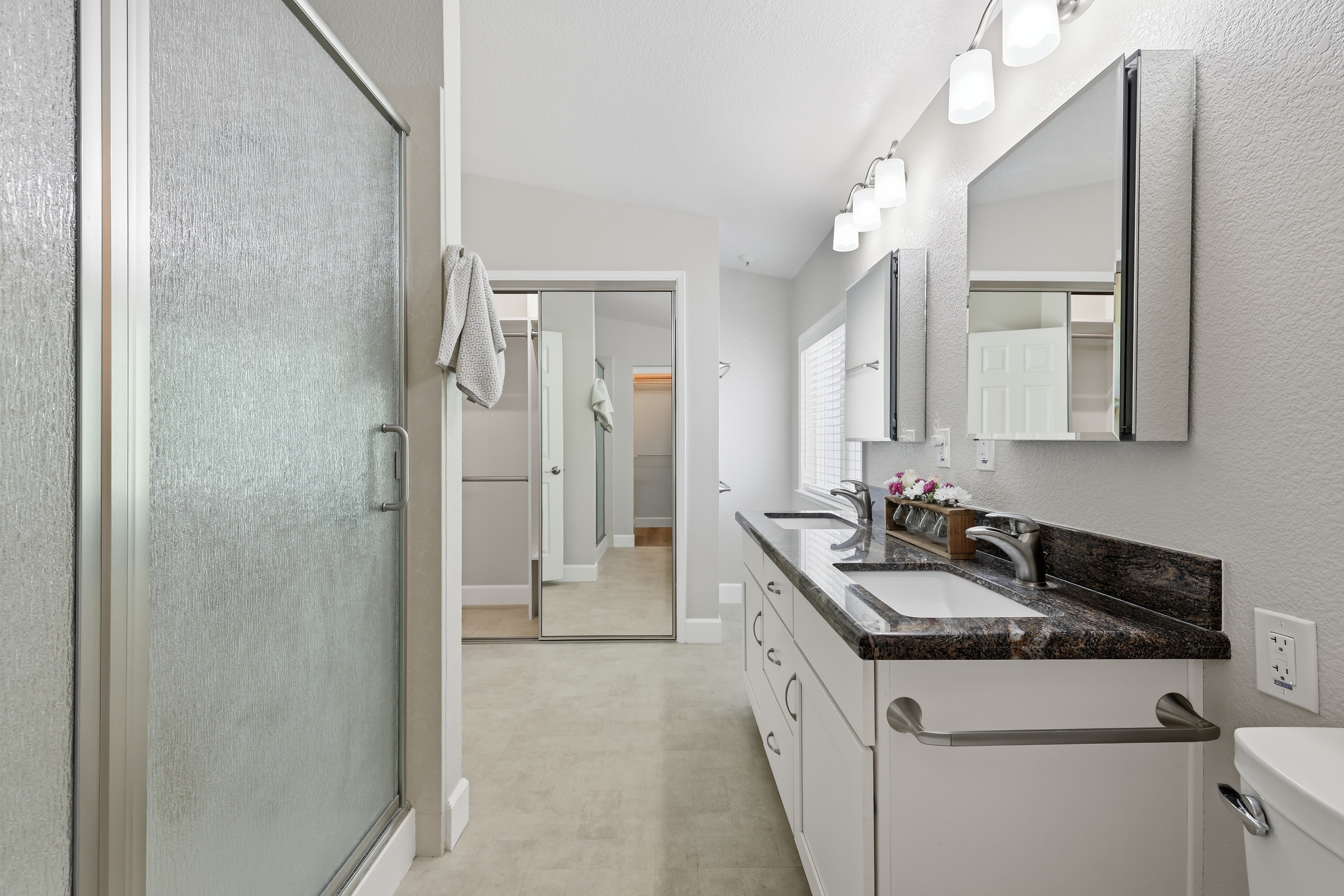  6909 Grand Tree Lane, Citrus Heights, CA 95621 - 物件實景