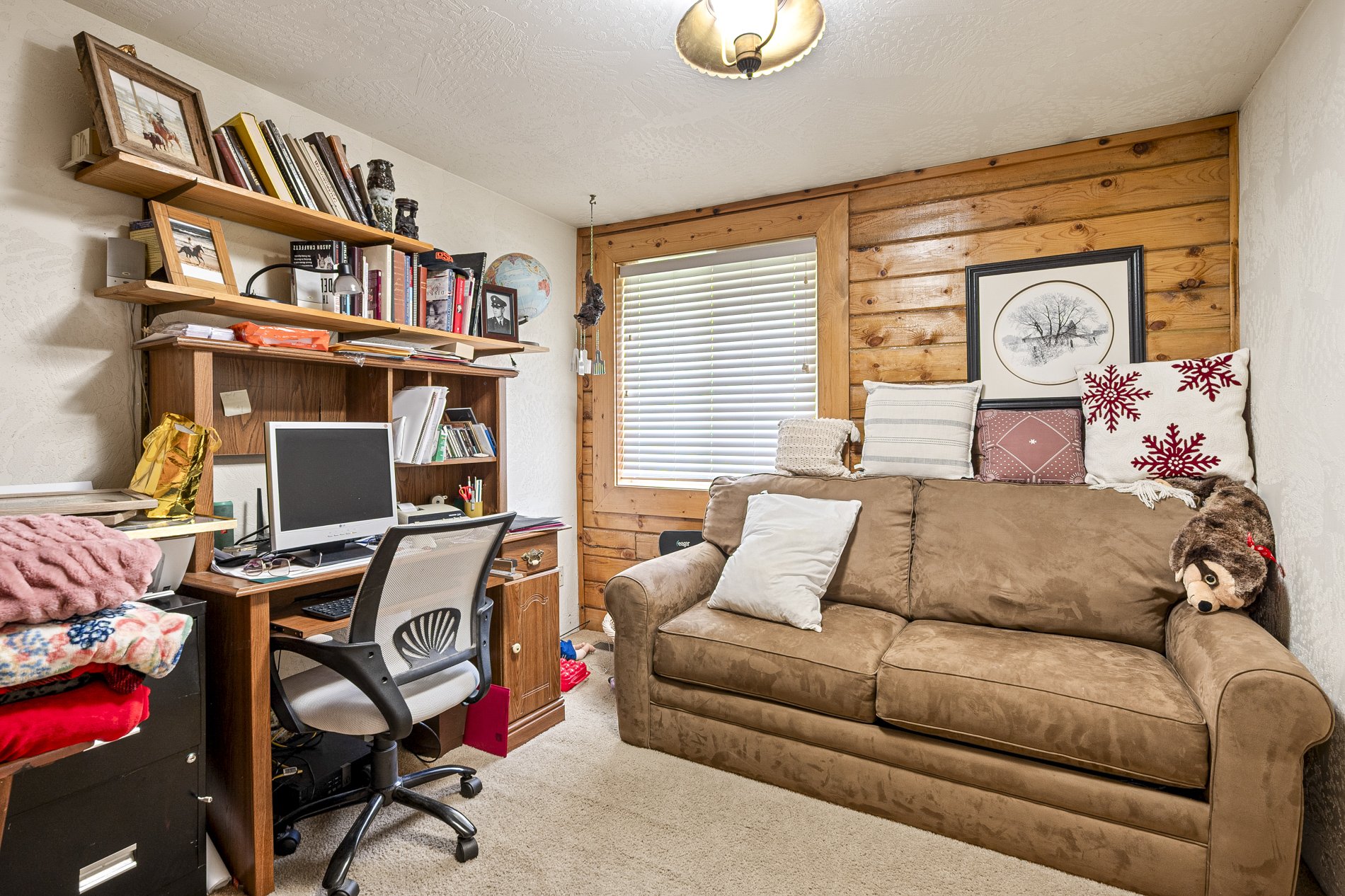 Cedar City, Utah, 84721, United States, 4 Bedrooms Bedrooms, ,2 BathroomsBathrooms,Residential,For Sale,1979997