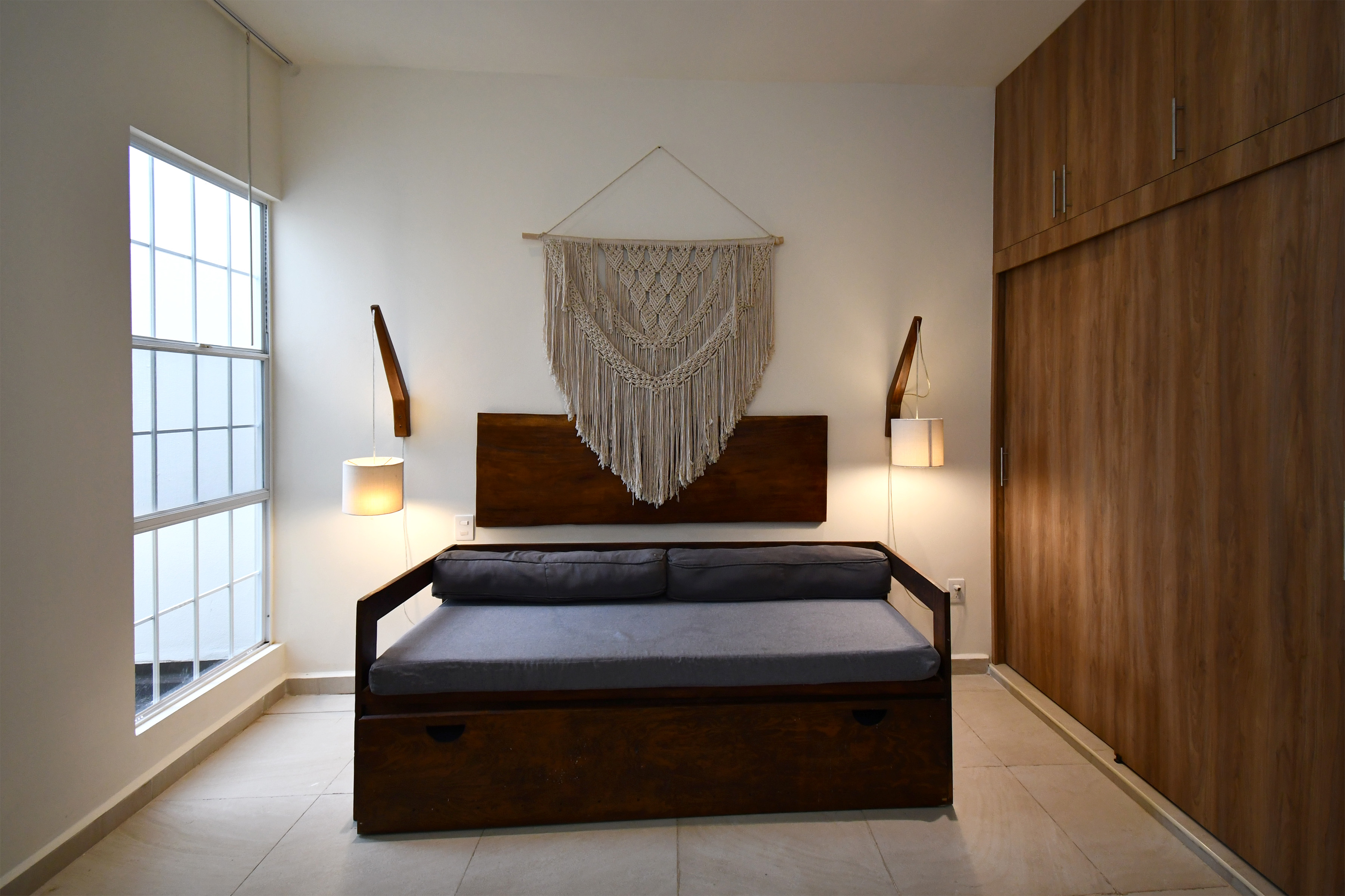  Modern Three-Bedroom Home in Selvanova Coto 3B - 物件實景