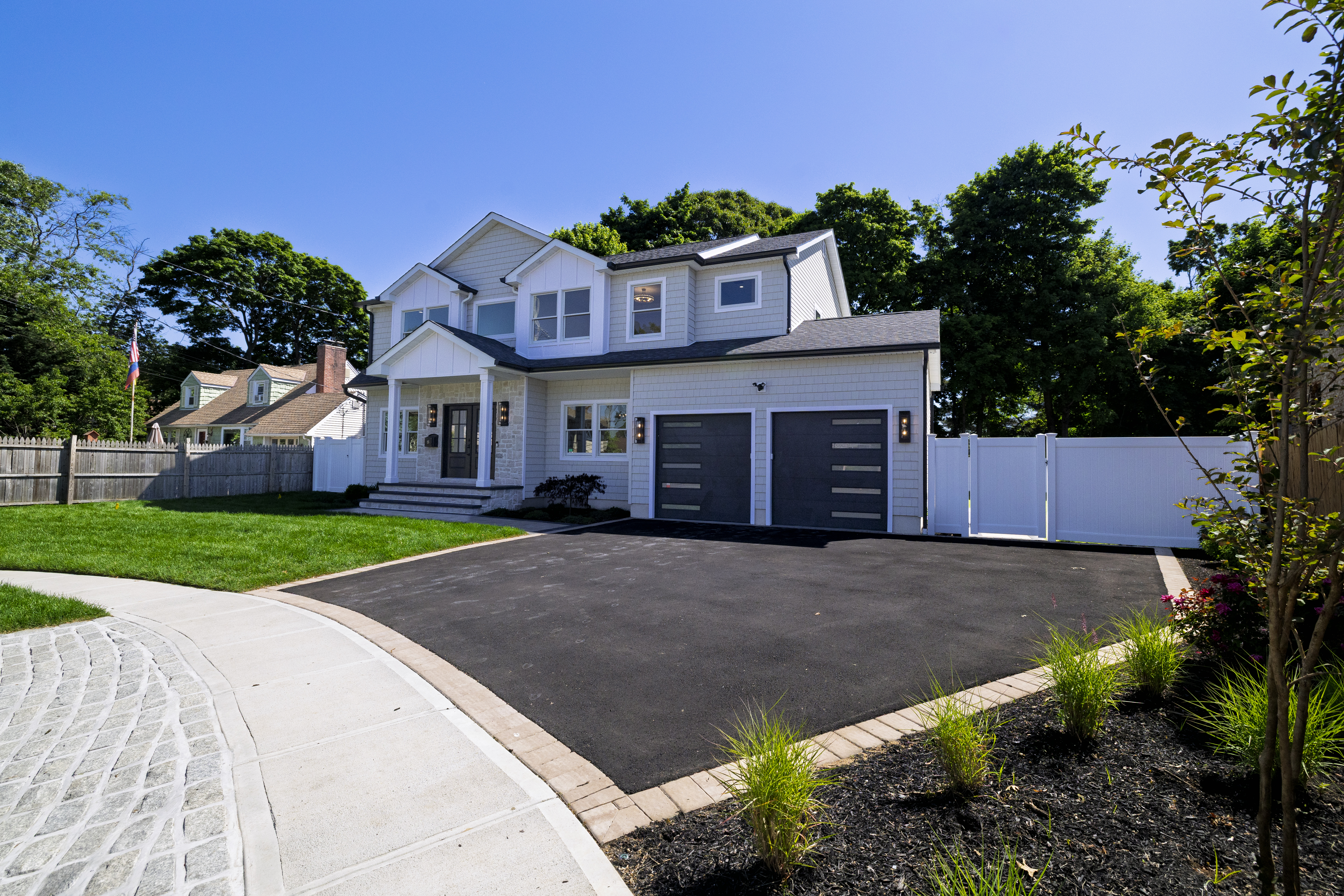  8 Van Cott Place, North Bellmore, NY, 11710 - 物件實景