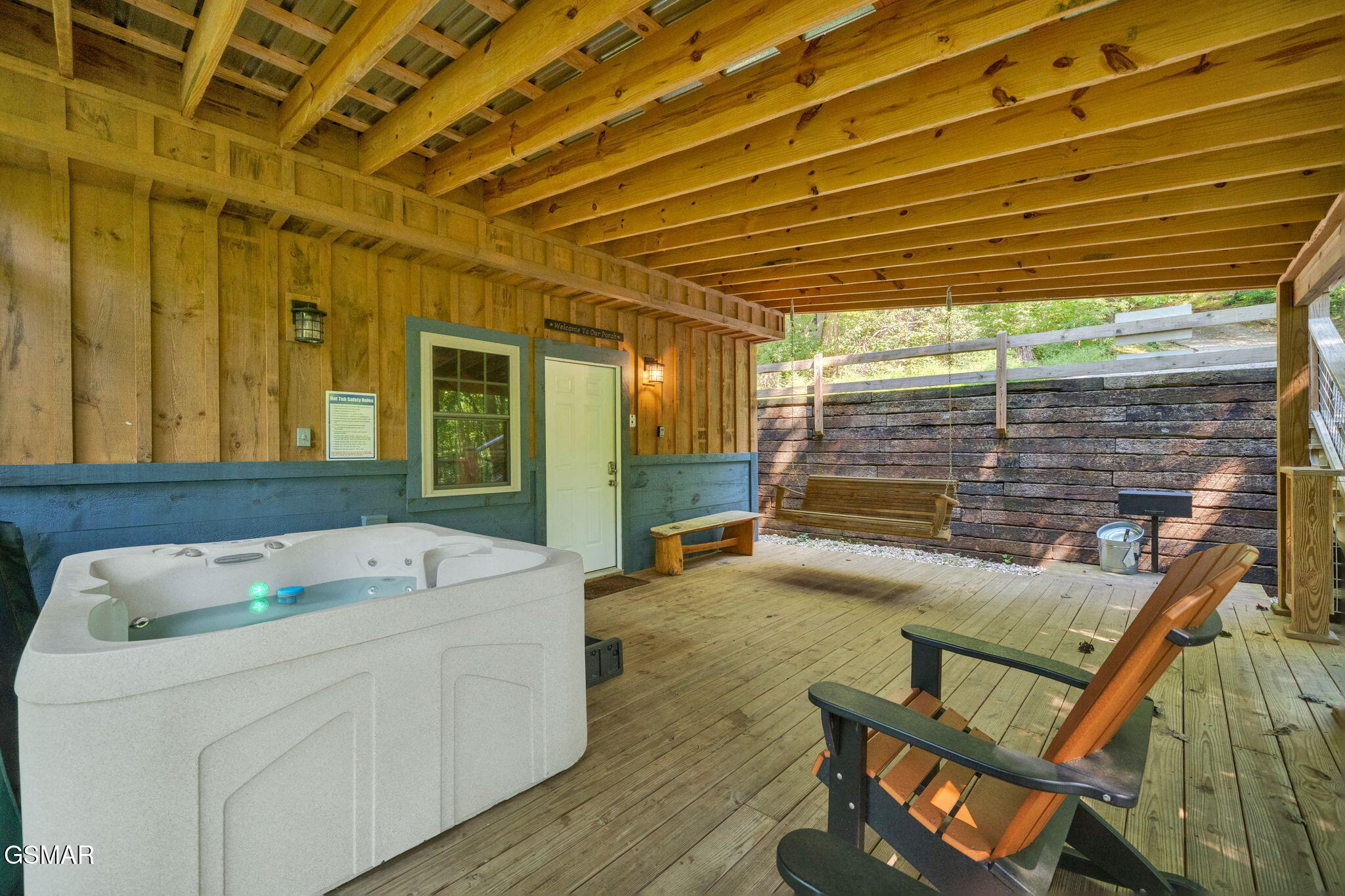 Gatlinburg, Tennessee, 37738, United States, 4 Bedrooms Bedrooms, ,5 BathroomsBathrooms,Residential,For Sale,1921348