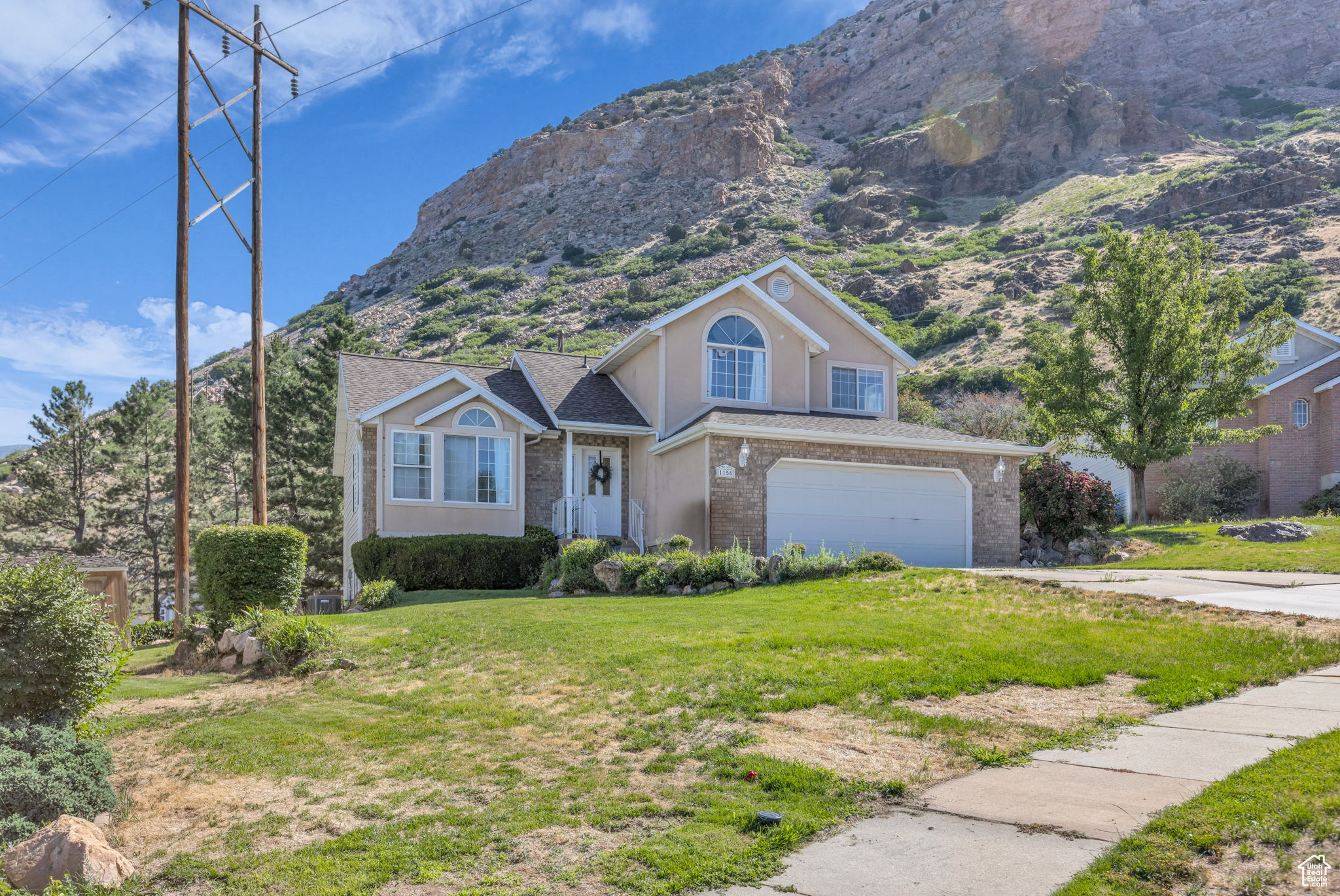 Ogden, Utah, 84404, United States, 4 Bedrooms Bedrooms, ,3 BathroomsBathrooms,Residential,For Sale,1867138