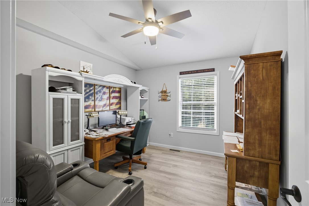 Washington, West Virginia, 26181, United States, 3 Bedrooms Bedrooms, ,3 BathroomsBathrooms,Residential,For Sale,1961068