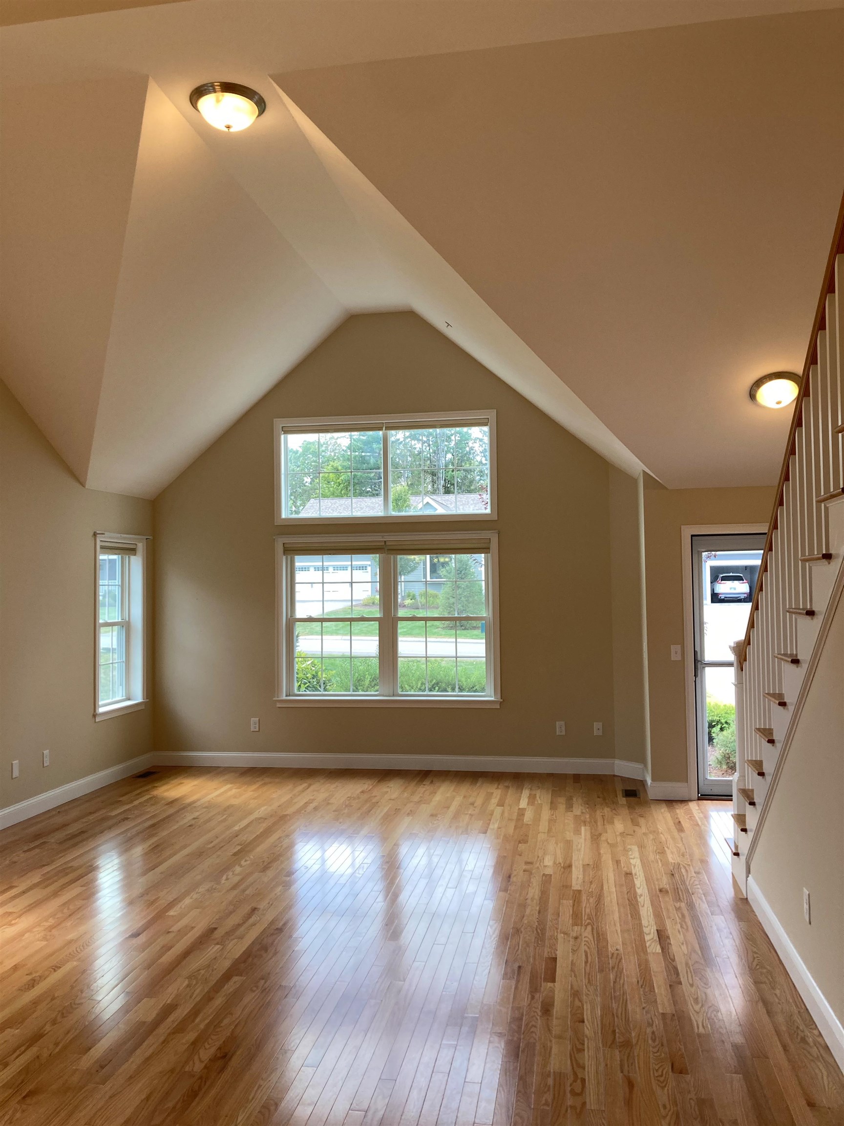 Brentwood, New Hampshire, 03833, United States, 2 Bedrooms Bedrooms, ,2 BathroomsBathrooms,Residential,For Sale,1905926