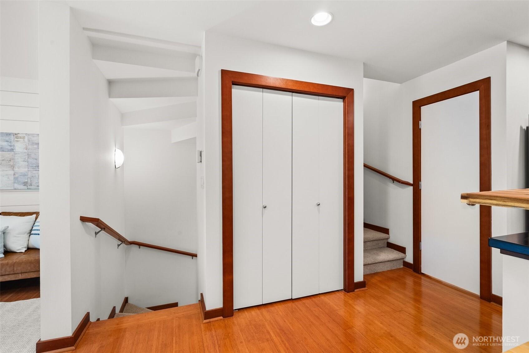 SEATTLE, Washington, 98105, United States, 3 Bedrooms Bedrooms, ,3 BathroomsBathrooms,Residential,For Sale,1875304