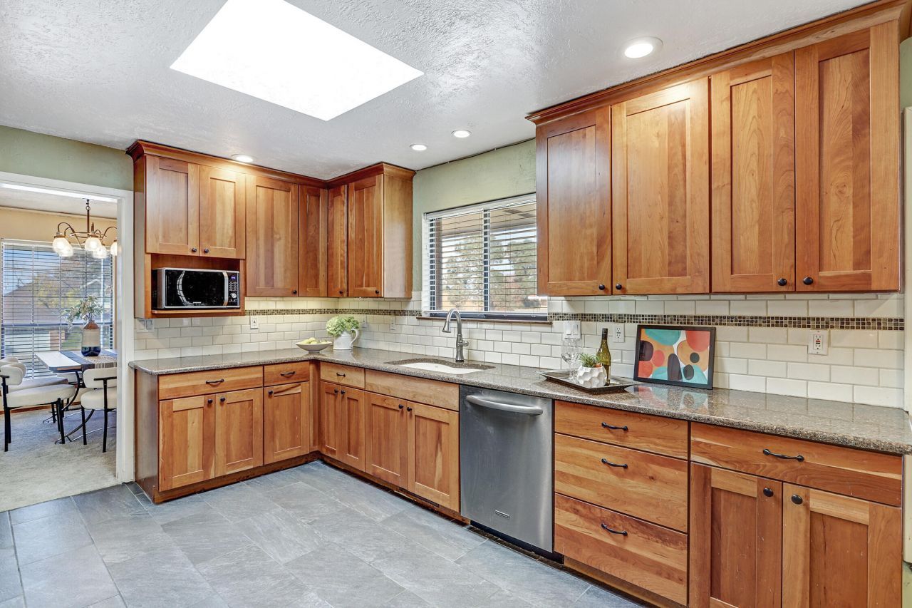 Albuquerque, New Mexico, 87123, United States, 3 Bedrooms Bedrooms, ,3 BathroomsBathrooms,Residential,For Sale,2002938