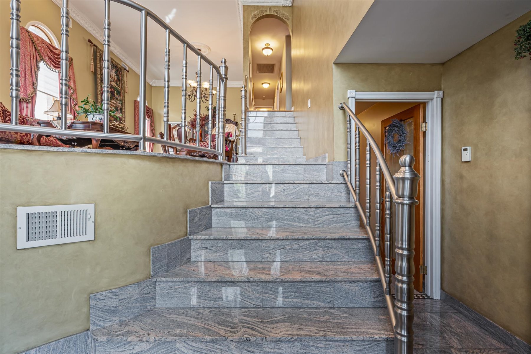  141-60 11th Avenue, Malba, NY, 11357 - 物件實景