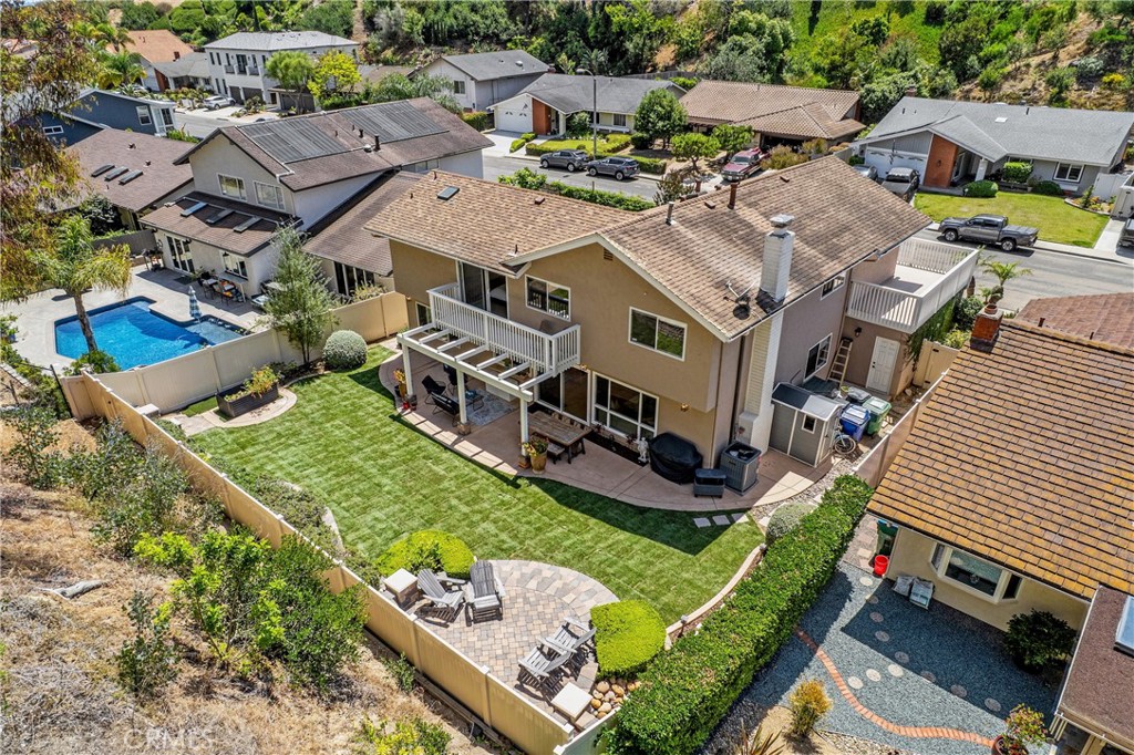 La Jolla, California, 92037, United States, 6 Bedrooms Bedrooms, ,3 BathroomsBathrooms,Residential,For Sale,1901243