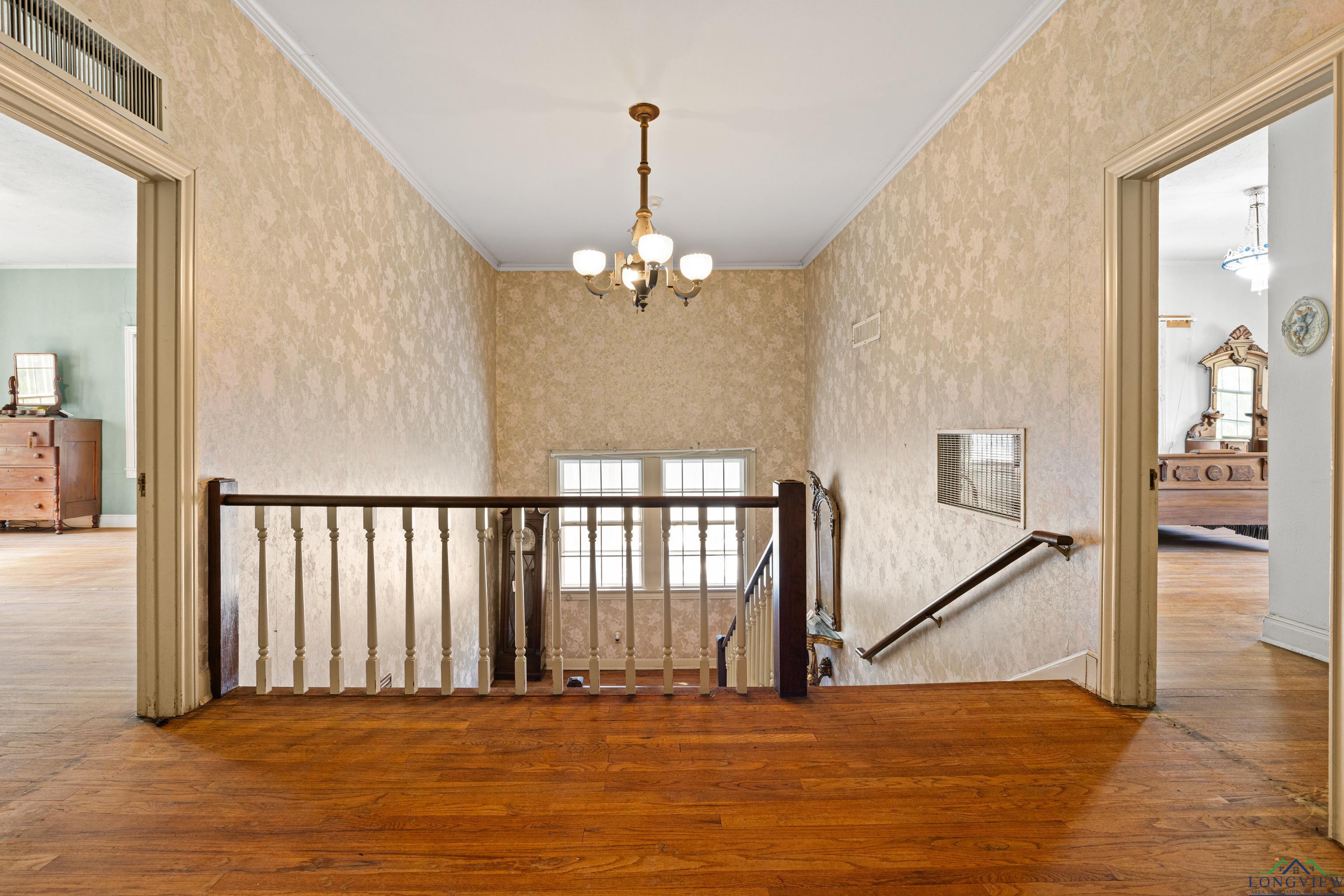 Jefferson, Texas, 75657, United States, 5 Bedrooms Bedrooms, ,5 BathroomsBathrooms,Residential,For Sale,1978271