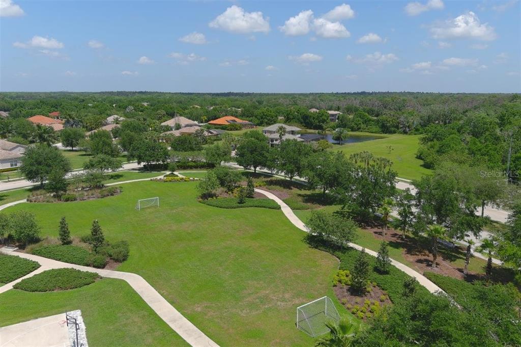 Bradenton, Florida, 34212, United States, 5 Bedrooms Bedrooms, ,5 BathroomsBathrooms,Residential,For Sale,1917227