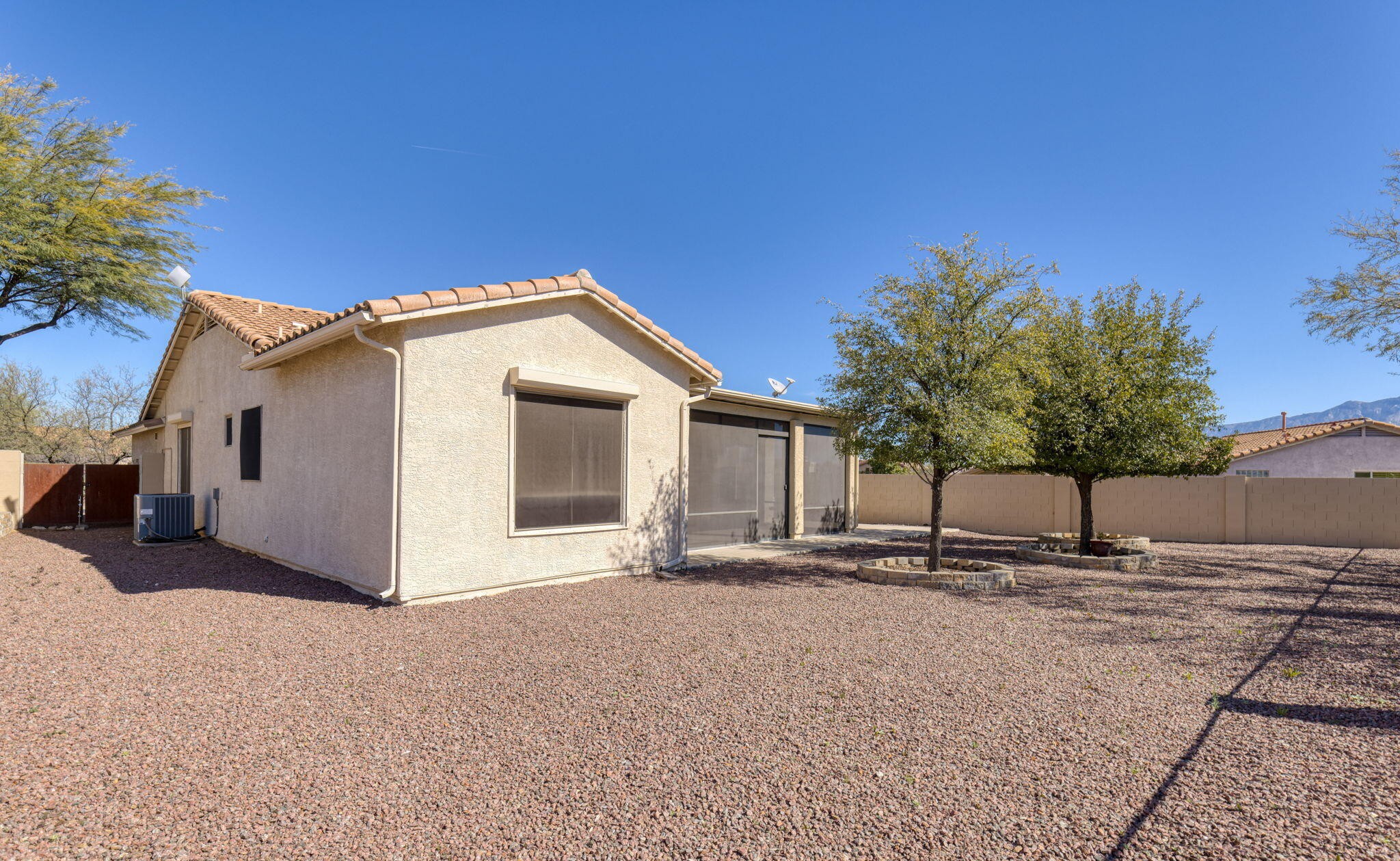  33 W Golden Spur Place, Tucson, AZ 85755 - 物件實景