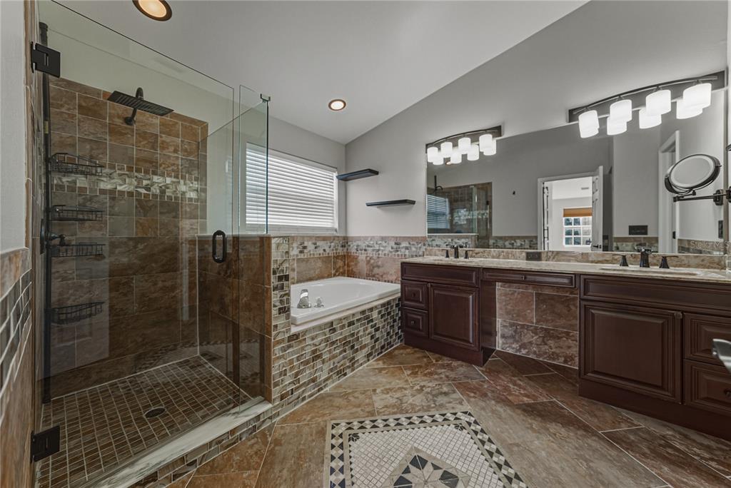 Oldsmar, Florida, 34677, United States, 5 Bedrooms Bedrooms, ,3 BathroomsBathrooms,Residential,For Sale,1988013