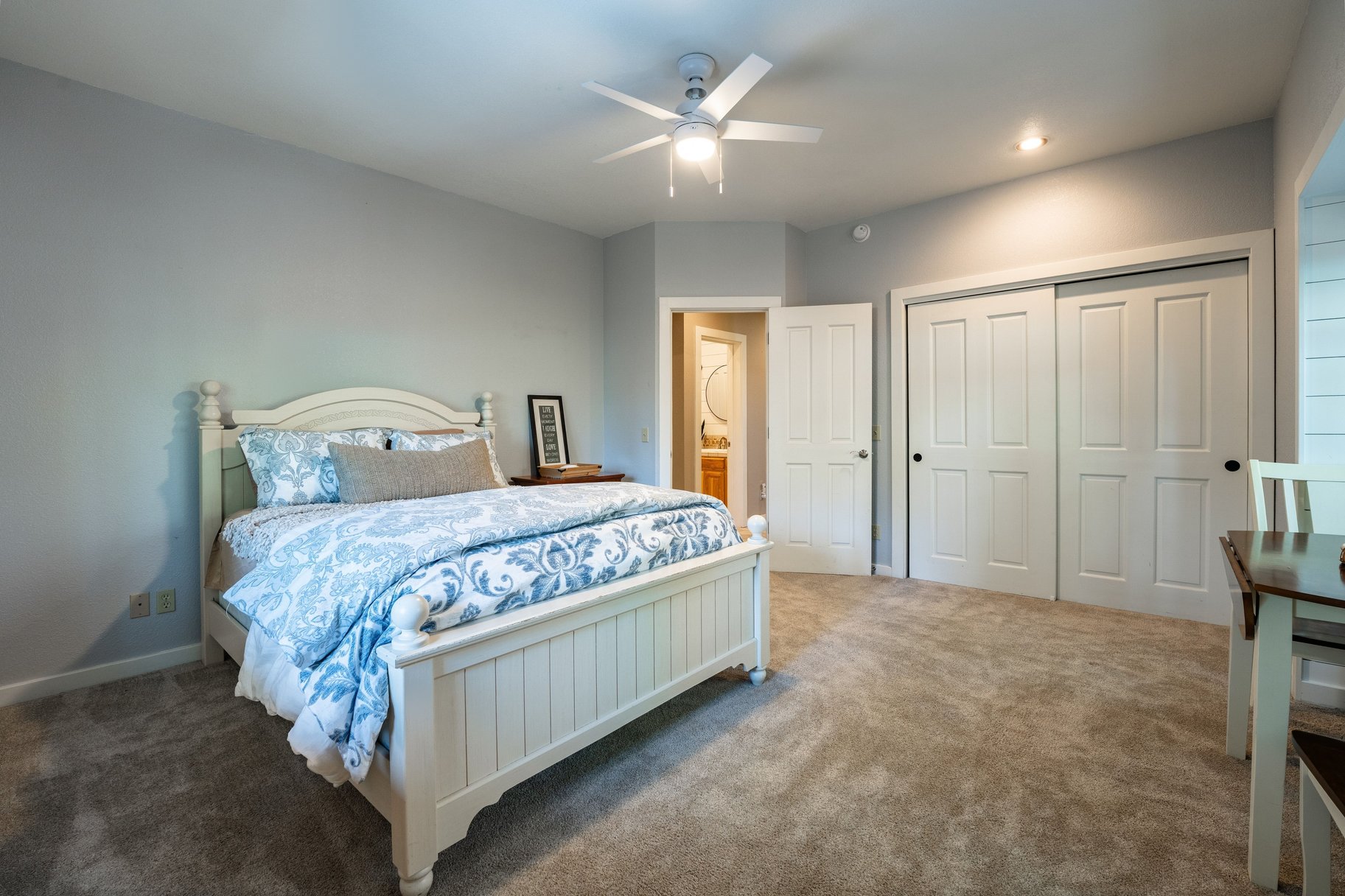  Custom Home in Prosser Lakeview with Lake and Forest Access - 物件實景