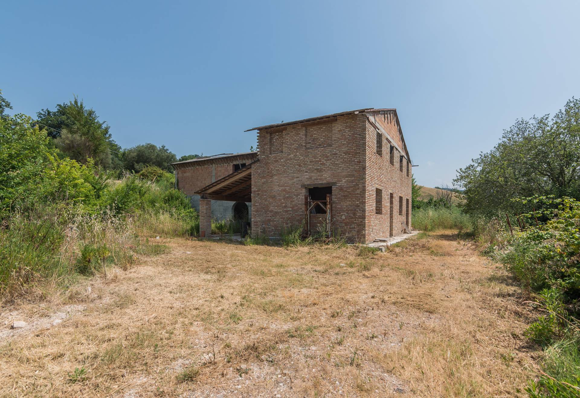 Montelabbate, Pesaro e Urbino, 61025, IT, 4 Bedrooms Bedrooms, ,3 BathroomsBathrooms,Residential,For Sale,1876192