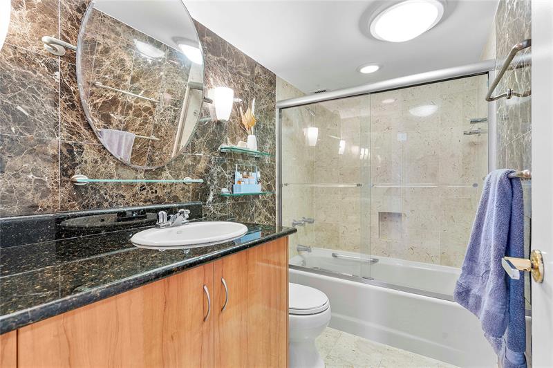 Fort Lauderdale, Florida, 33301, United States, 2 Bedrooms Bedrooms, ,2 BathroomsBathrooms,Residential,For Sale,1940405