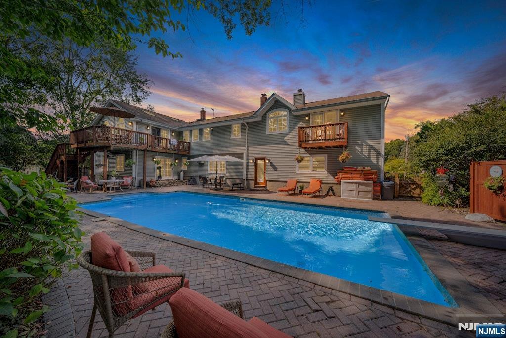 Montvale, New Jersey, 07645, United States, 6 Bedrooms Bedrooms, ,4 BathroomsBathrooms,Residential,For Sale,1950973