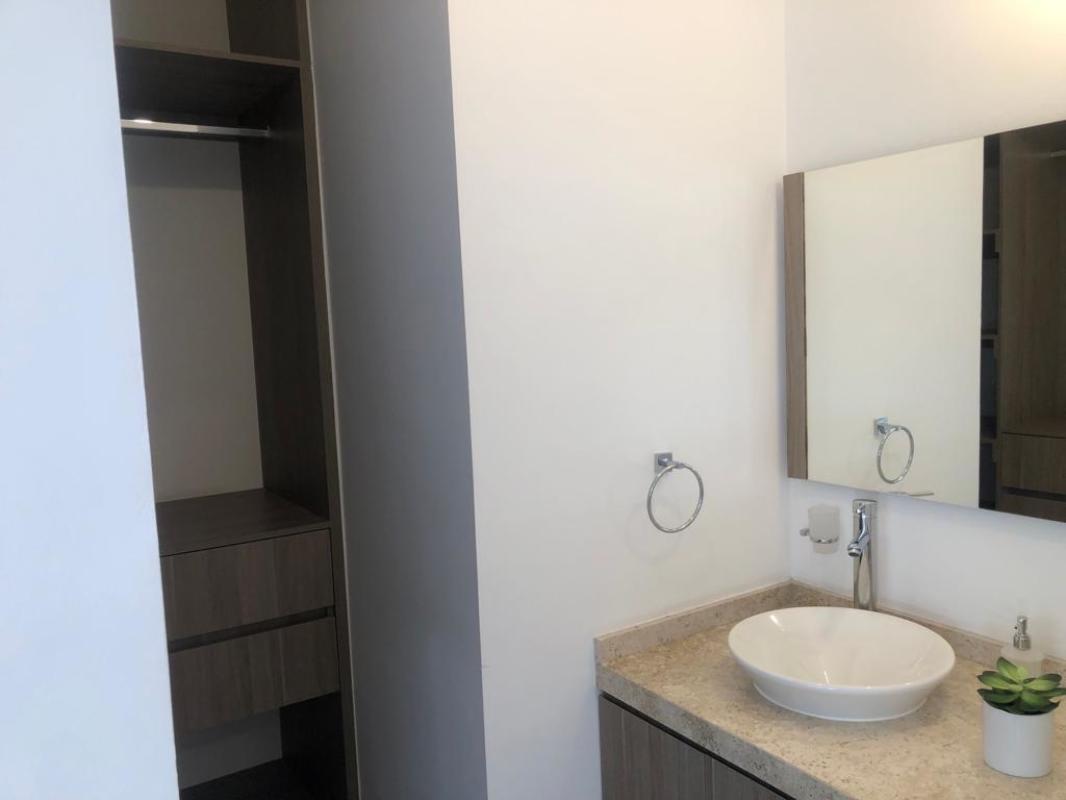 El Marqués, Querétaro, 76269, Mexico, 4 Bedrooms Bedrooms, ,3 BathroomsBathrooms,Residential,For Sale,1700620