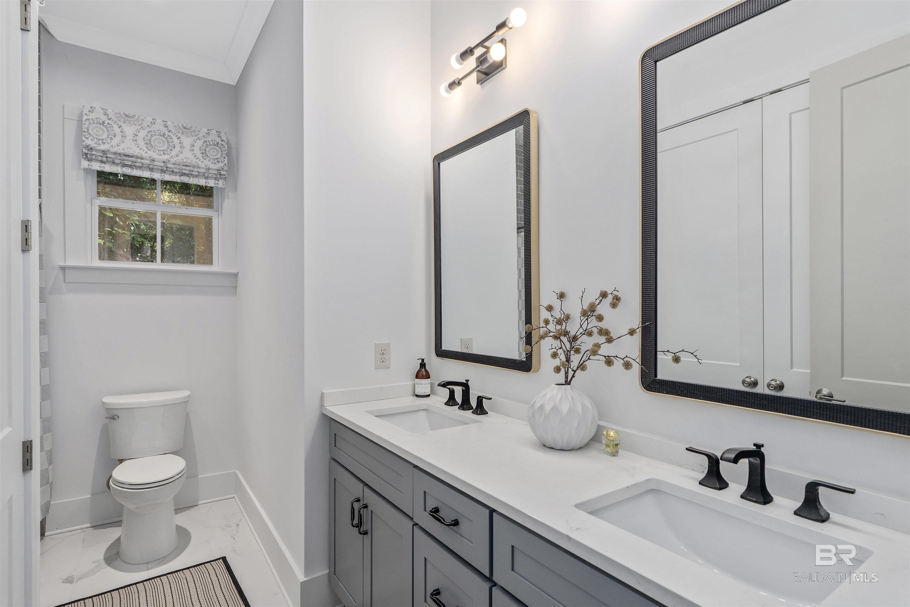 Fairhope, Alabama, 36532, United States, 3 Bedrooms Bedrooms, ,2 BathroomsBathrooms,Residential,For Sale,1895603