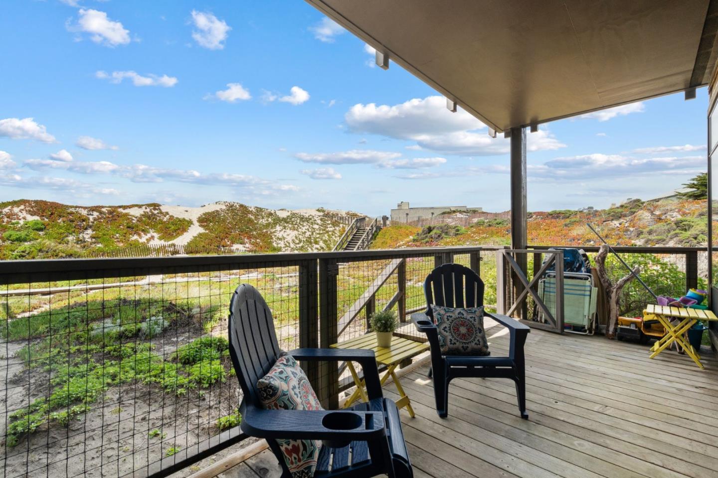 Watsonville, California, 95076, United States, 3 Bedrooms Bedrooms, ,2 BathroomsBathrooms,Residential,For Sale,1971217