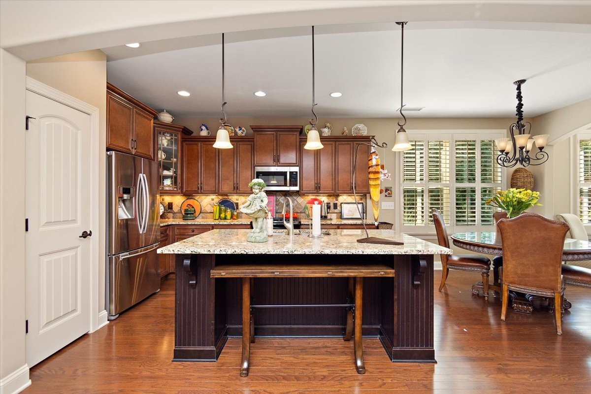 Goodlettsville, Tennessee, 37072, United States, 3 Bedrooms Bedrooms, ,3 BathroomsBathrooms,Residential,For Sale,1946973