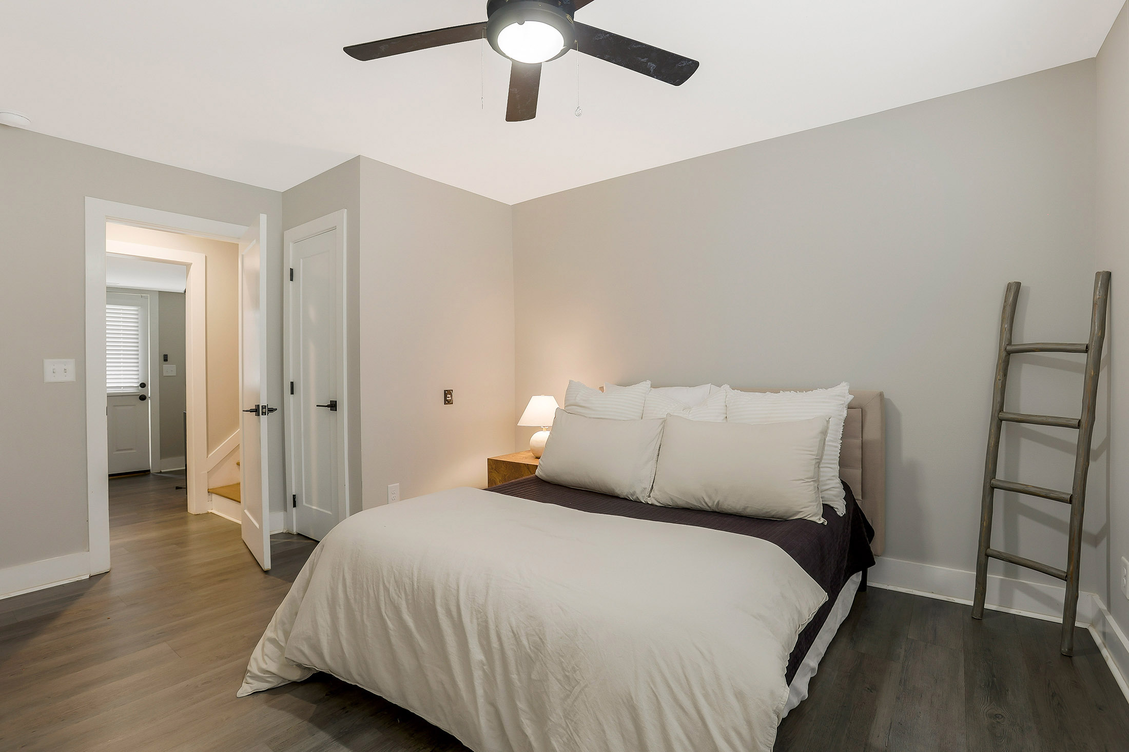  Exceptional Mid-Century Modern Renovation in Decatur - 物件實景