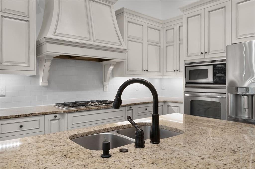 Decatur, Georgia, 30033, United States, 4 Bedrooms Bedrooms, ,4 BathroomsBathrooms,Residential,For Sale,1989134