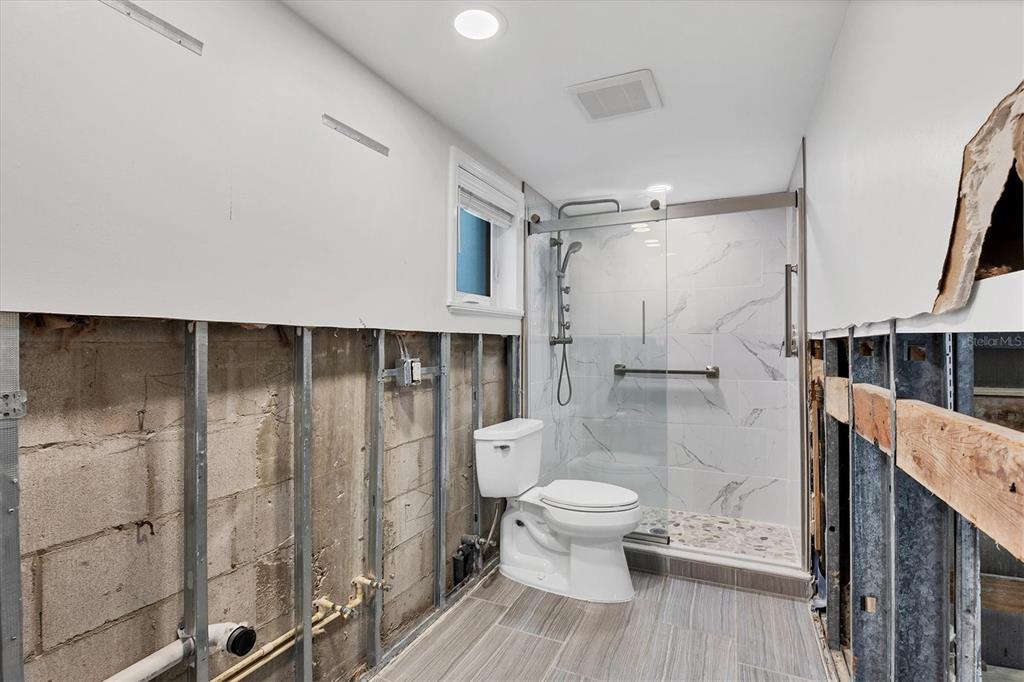 Sarasota, Florida, 34236, United States, 2 Bedrooms Bedrooms, ,2 BathroomsBathrooms,Residential,For Sale,1896445