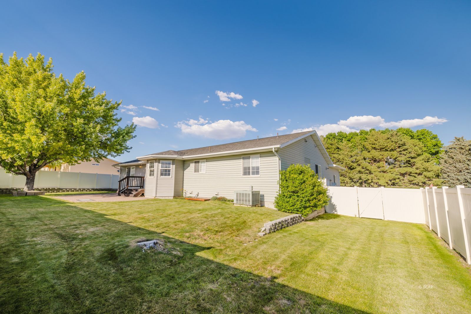 Elko, Nevada, 89801, United States, 5 Bedrooms Bedrooms, ,3 BathroomsBathrooms,Residential,For Sale,1906097