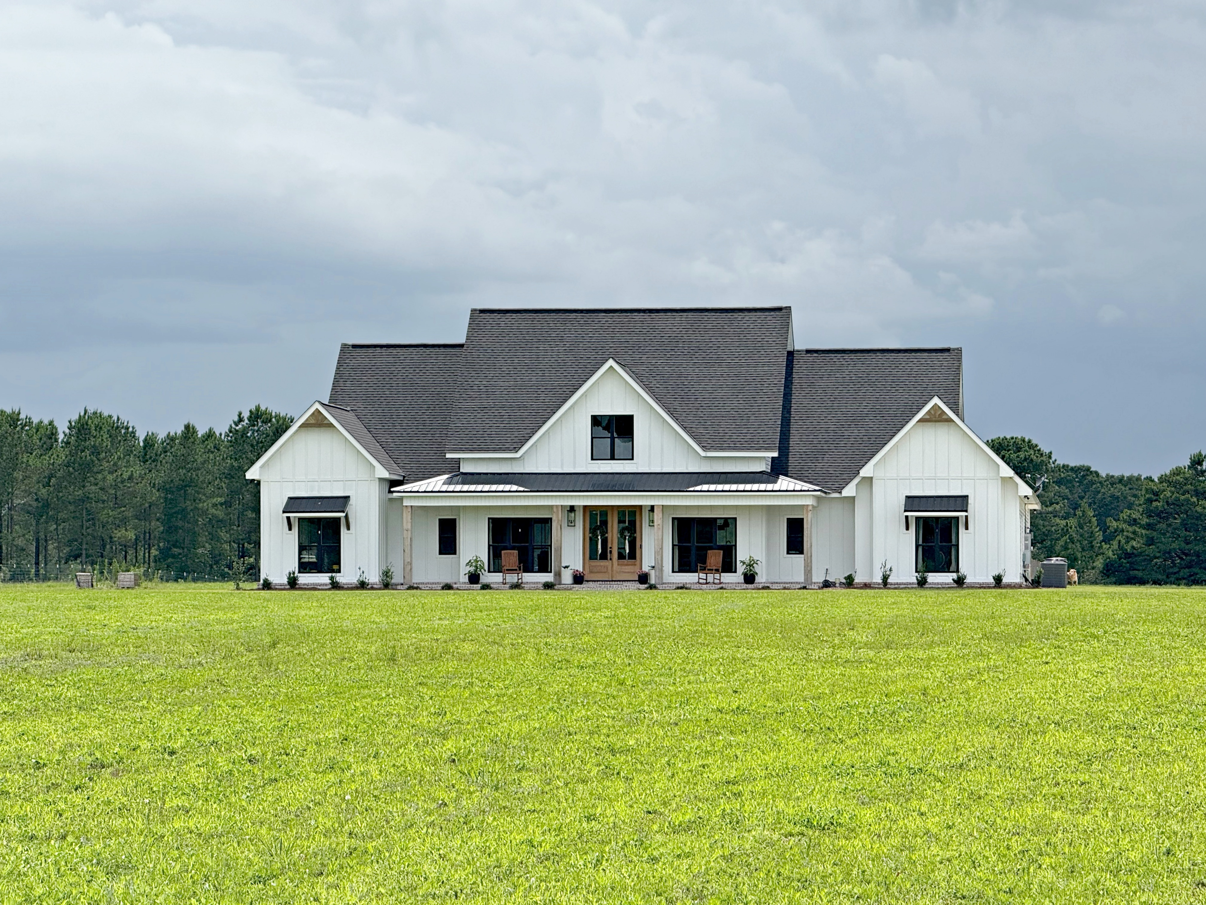 Headland, Alabama, 36345, United States, 4 Bedrooms Bedrooms, ,4 BathroomsBathrooms,Residential,For Sale,1977217