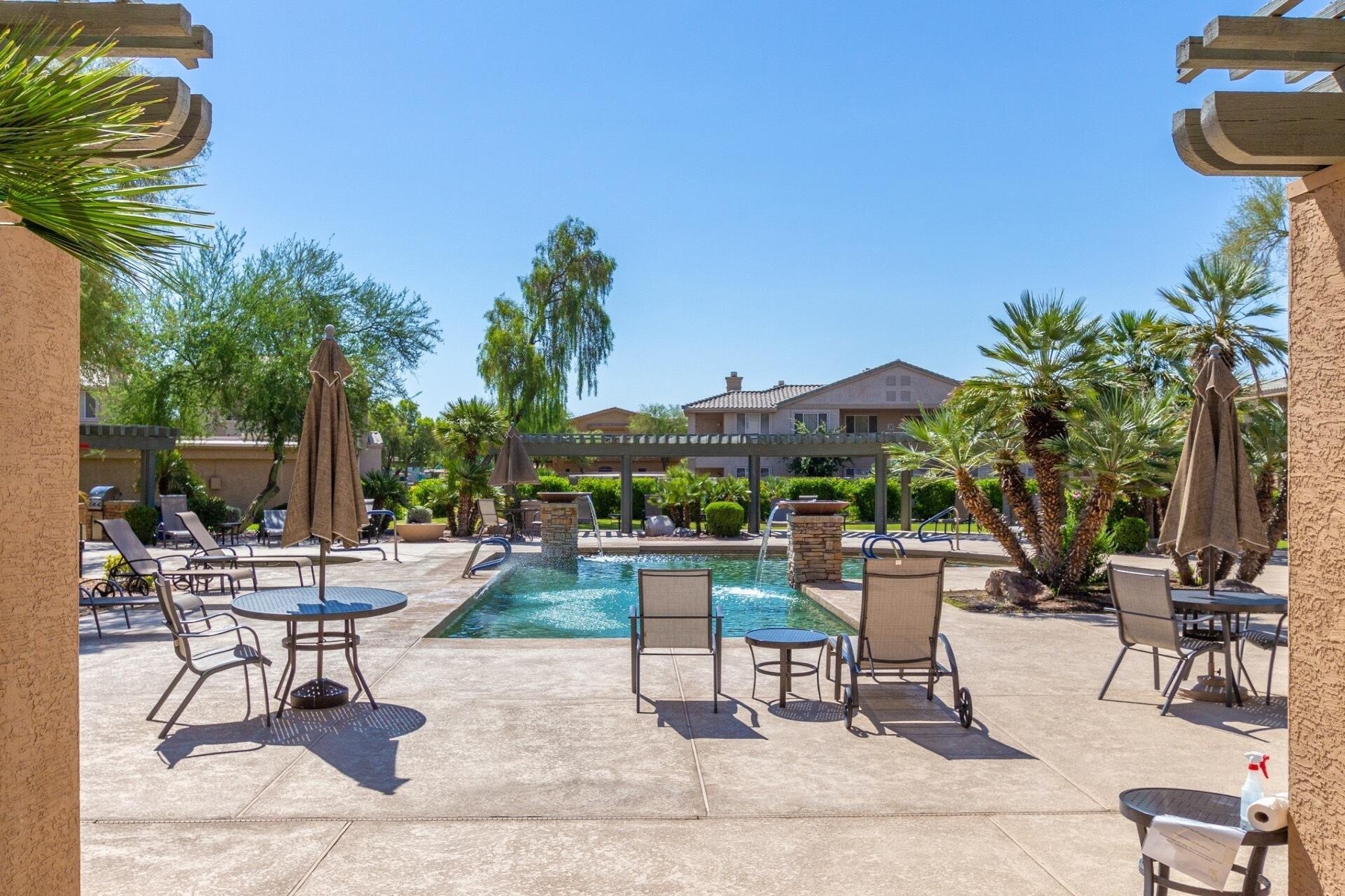  16013 S Desert Foothills Parkway  Phoenix, AZ - 物件實景