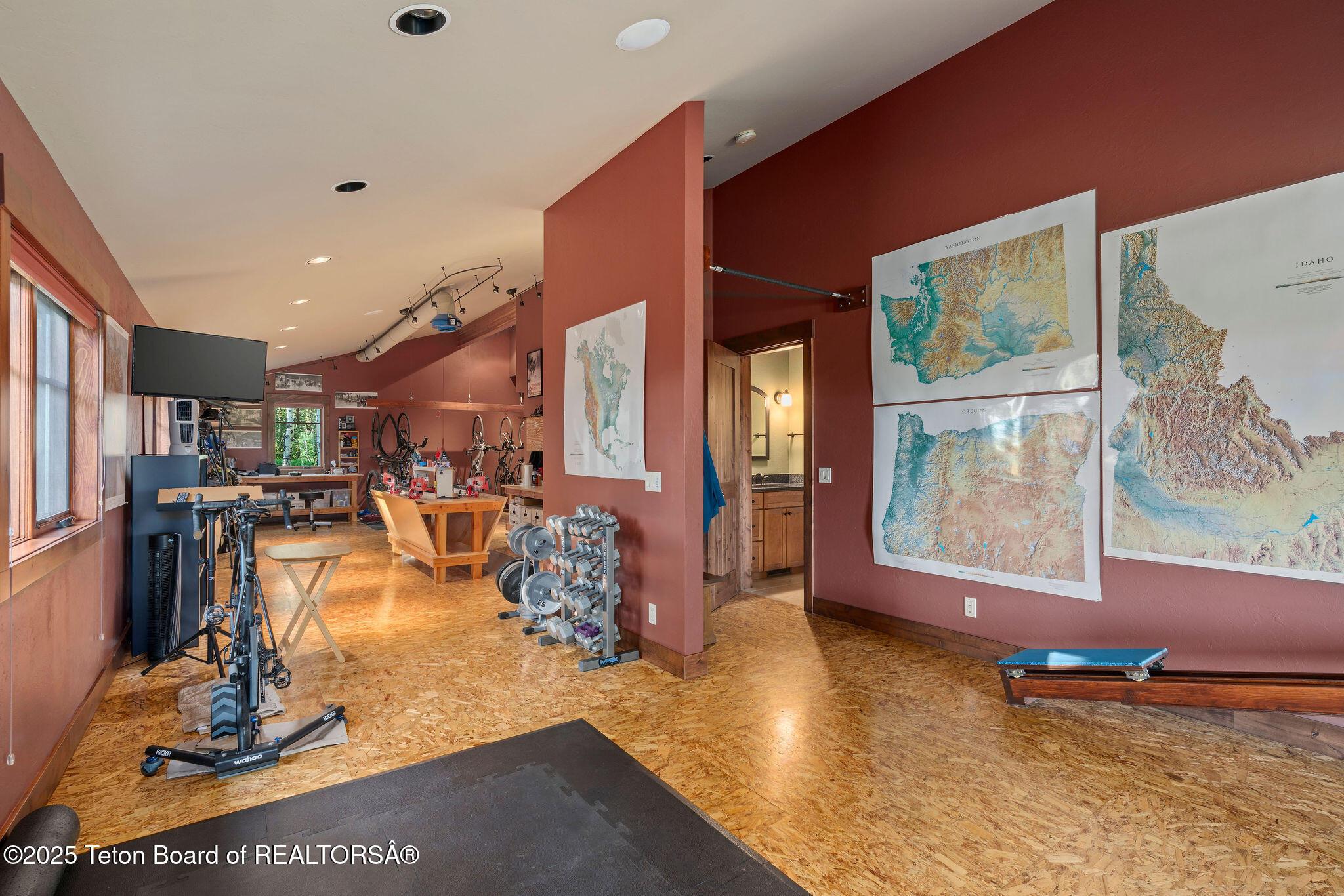 Alta, Wyoming, 83414, United States, 4 Bedrooms Bedrooms, ,4 BathroomsBathrooms,Residential,For Sale,1927435