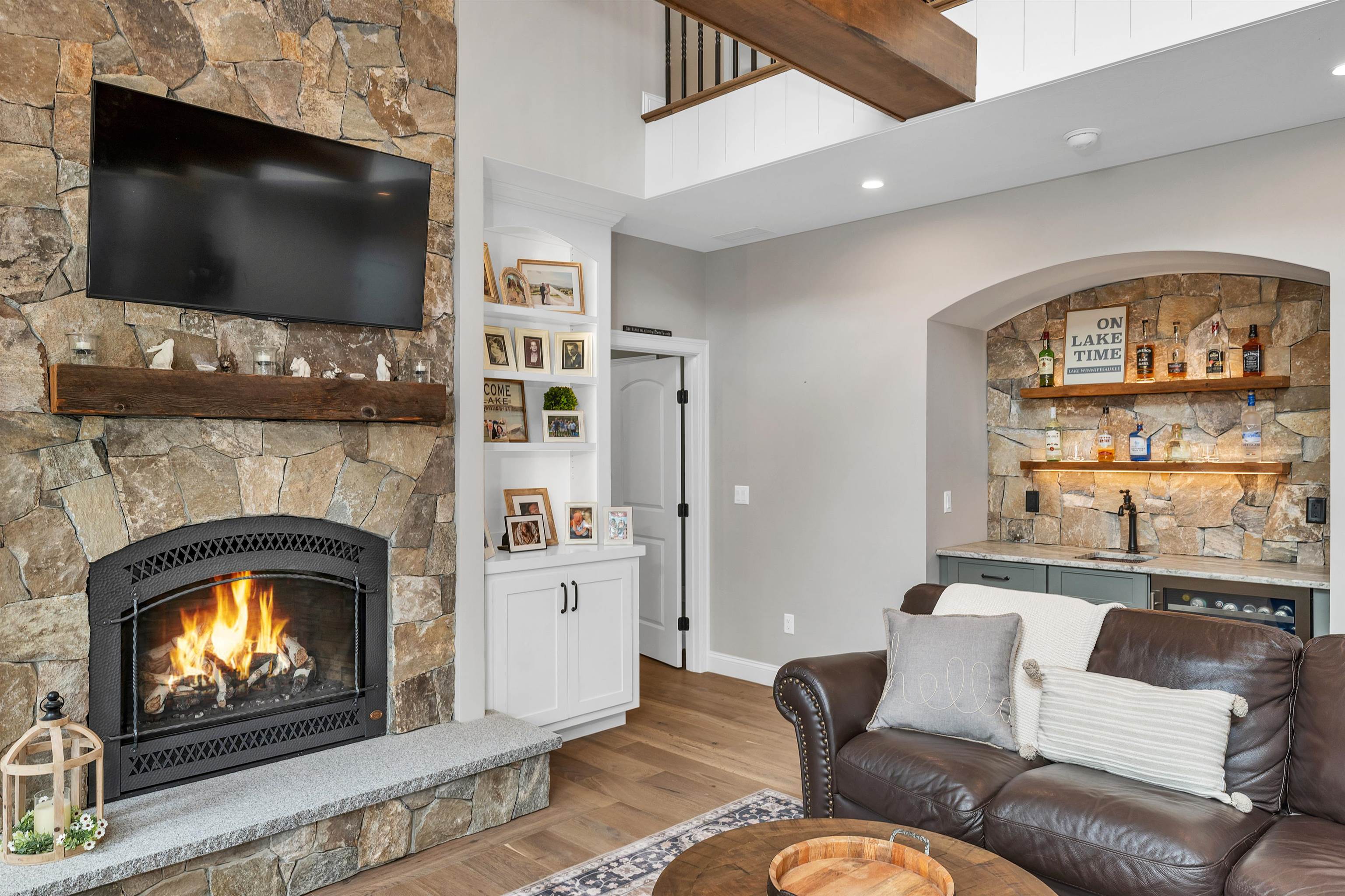 Meredith, New Hampshire, 03253, United States, 6 Bedrooms Bedrooms, ,4 BathroomsBathrooms,Residential,For Sale,1828401
