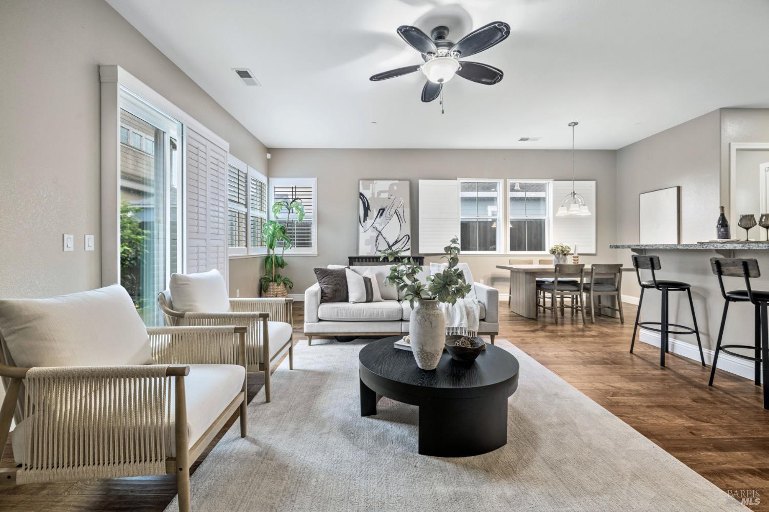 Santa Rosa, California, 95407, United States, 3 Bedrooms Bedrooms, ,2 BathroomsBathrooms,Residential,For Sale,1988541