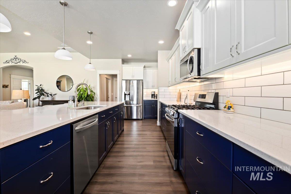 Nampa, Idaho, 83687, United States, 4 Bedrooms Bedrooms, ,Residential,For Sale,1970724