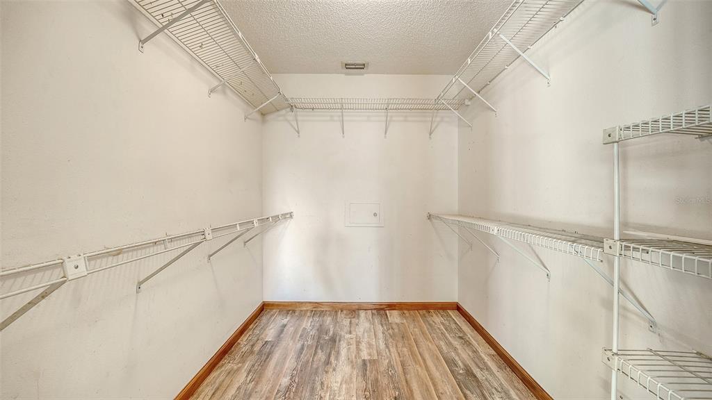 Bradenton, Florida, 34209, United States, 4 Bedrooms Bedrooms, ,2 BathroomsBathrooms,Residential,For Sale,1917676