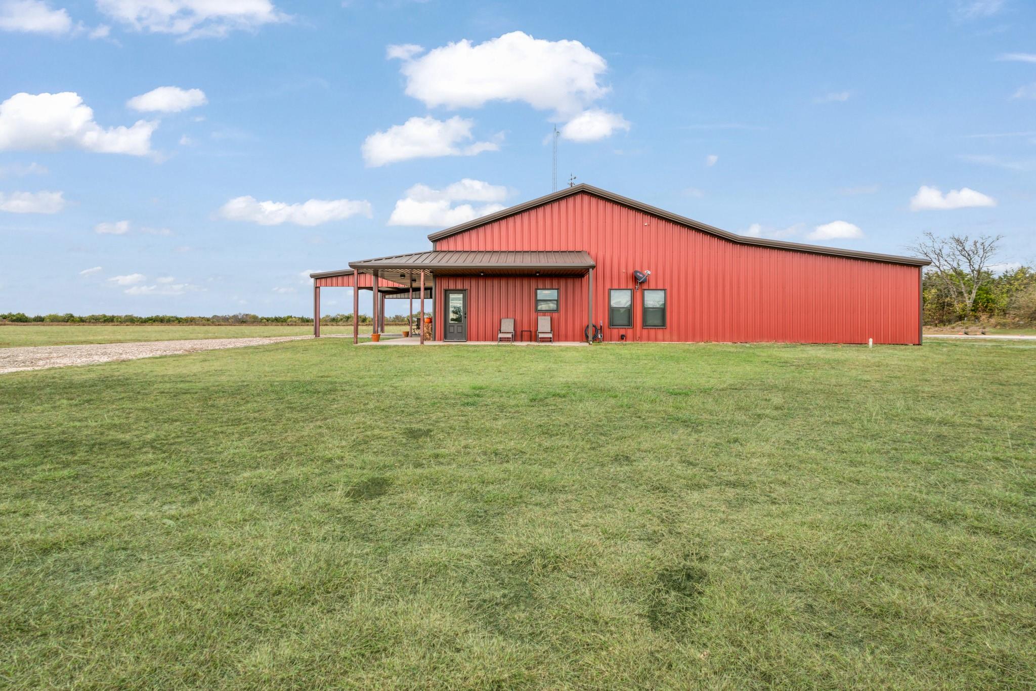 Roxton, Texas, 75477, United States, 3 Bedrooms Bedrooms, ,3 BathroomsBathrooms,Residential,For Sale,1982011