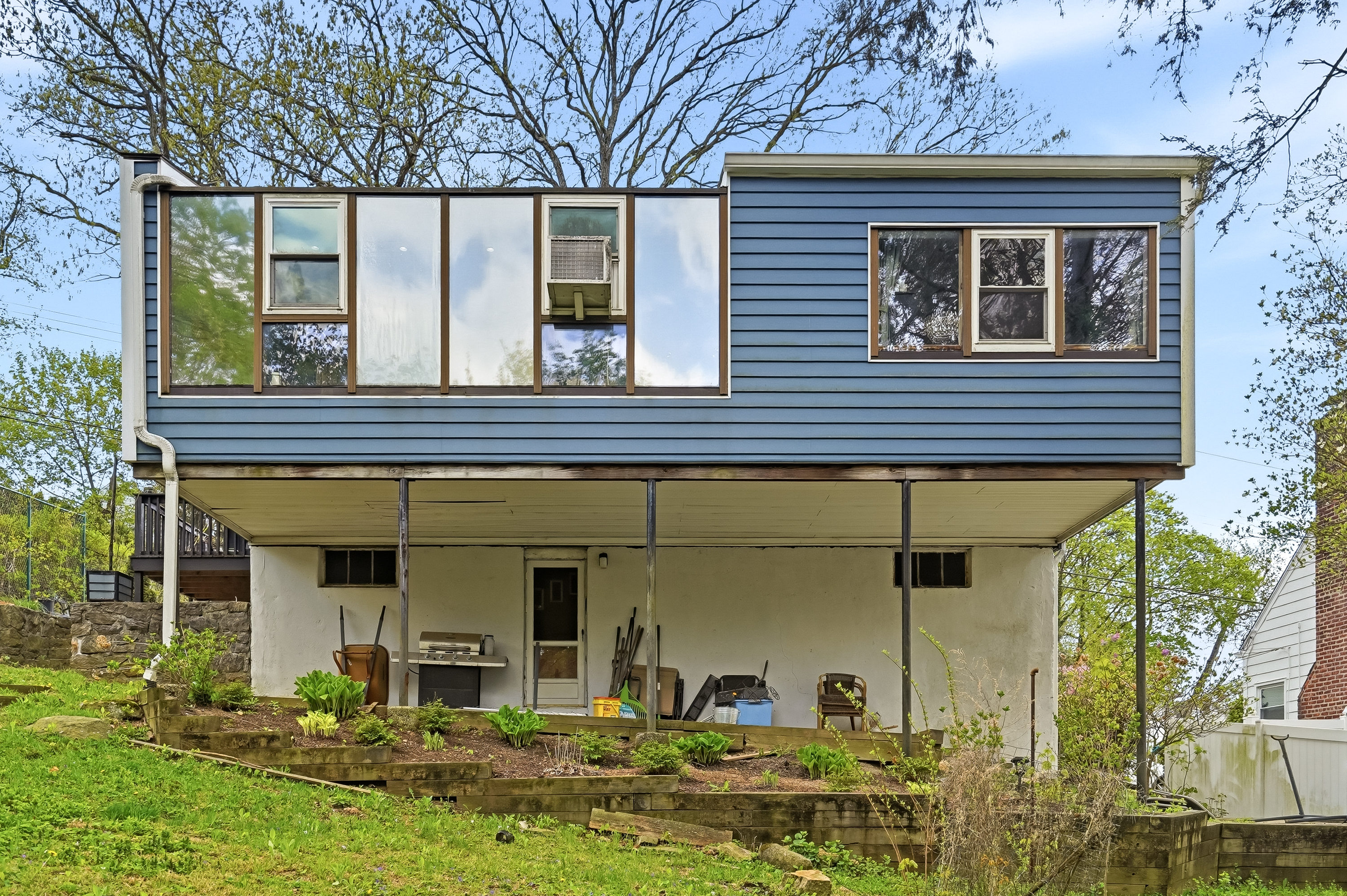  Adorable Cape Colonial in Manor Woods - 物件實景