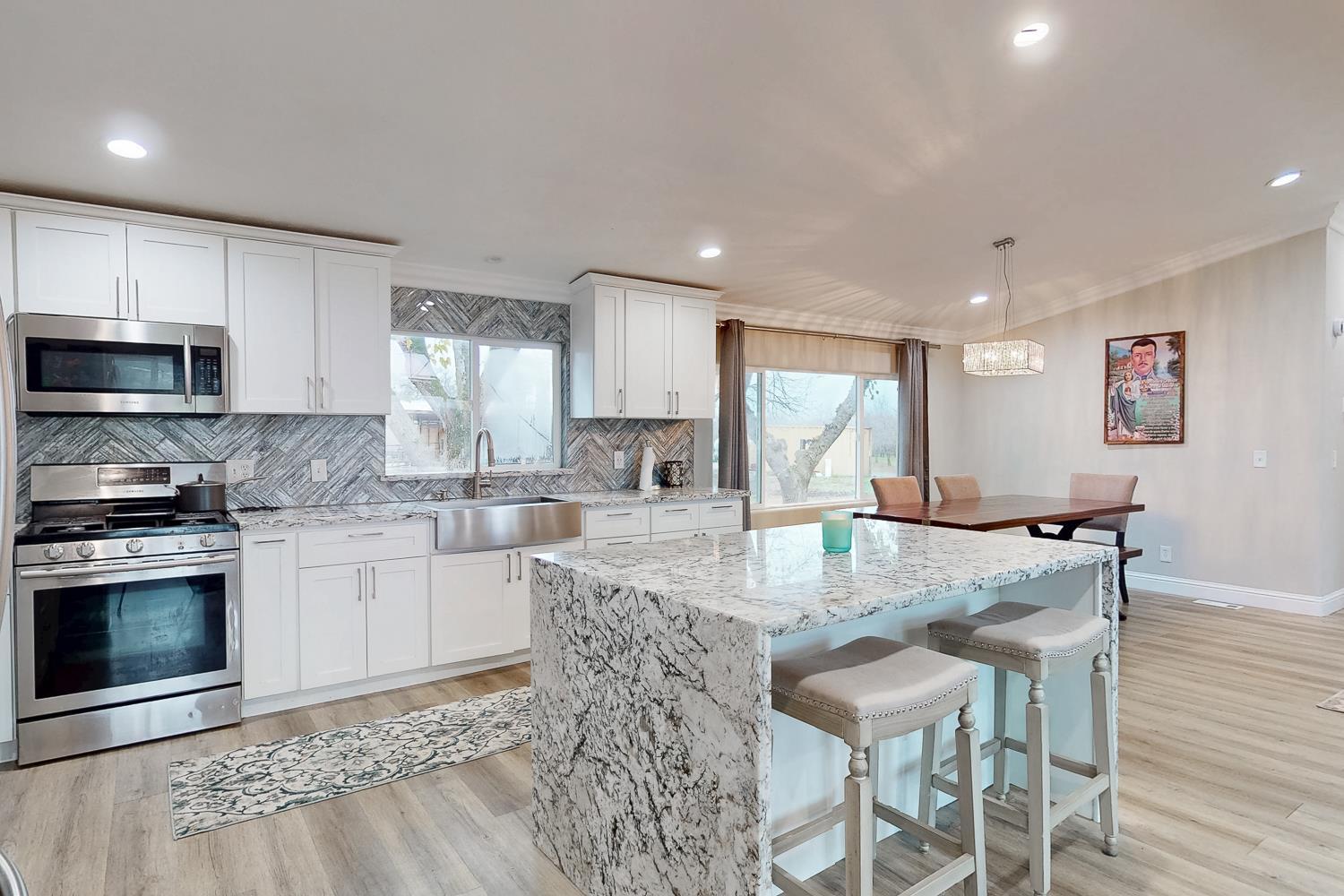 Oroville, California, 95966, United States, 2 Bedrooms Bedrooms, ,2 BathroomsBathrooms,Residential,For Sale,2008173