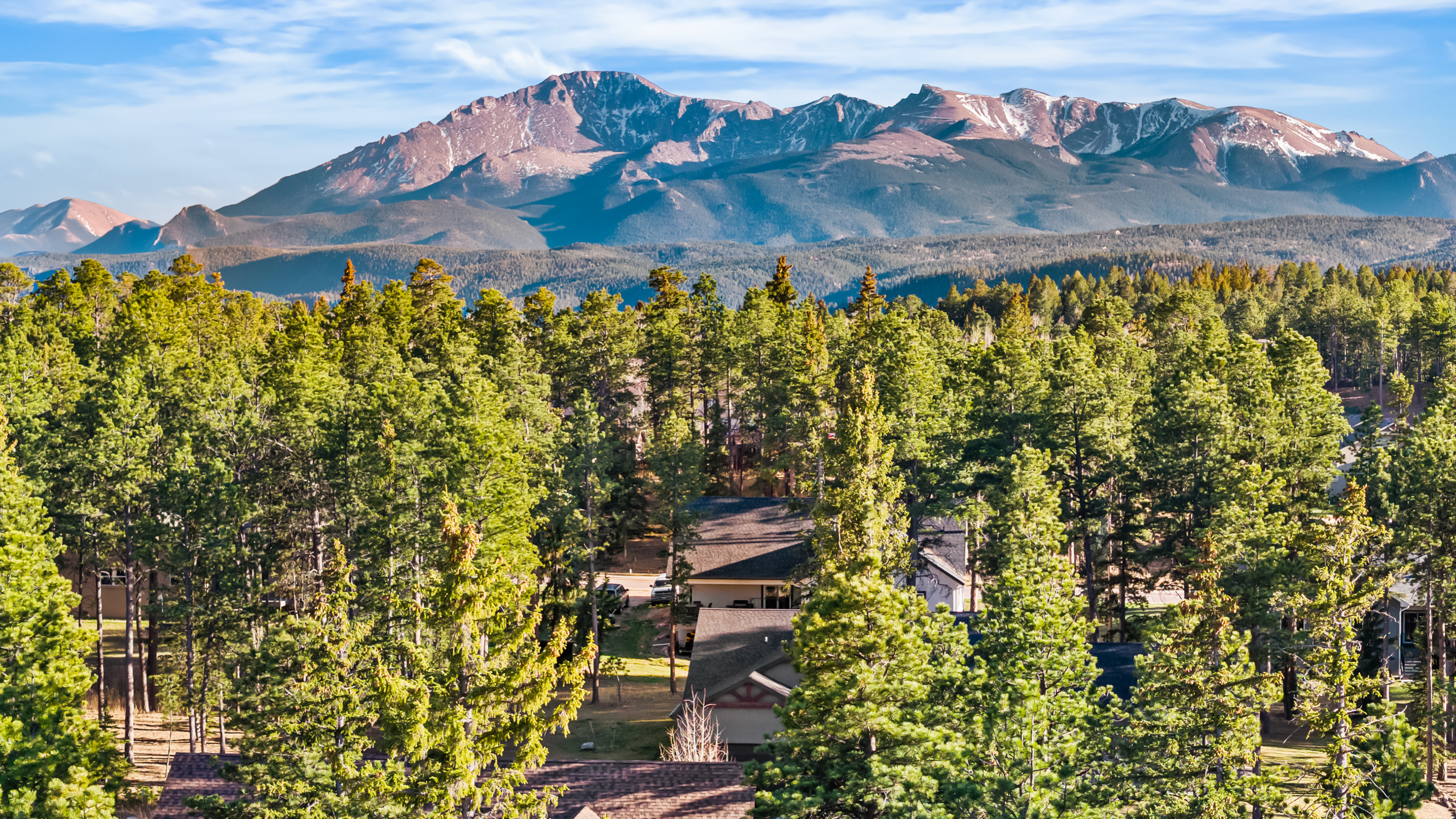  Craftsman Mountain Residence Set Among Ponderosa Pines - 物件實景