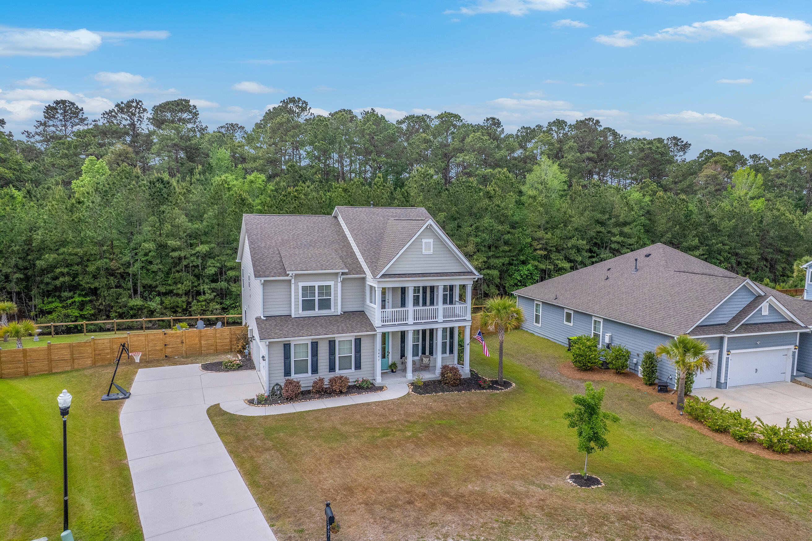 Summerville, South Carolina, 29483, United States, 4 Bedrooms Bedrooms, ,3 BathroomsBathrooms,Residential,For Sale,1928541