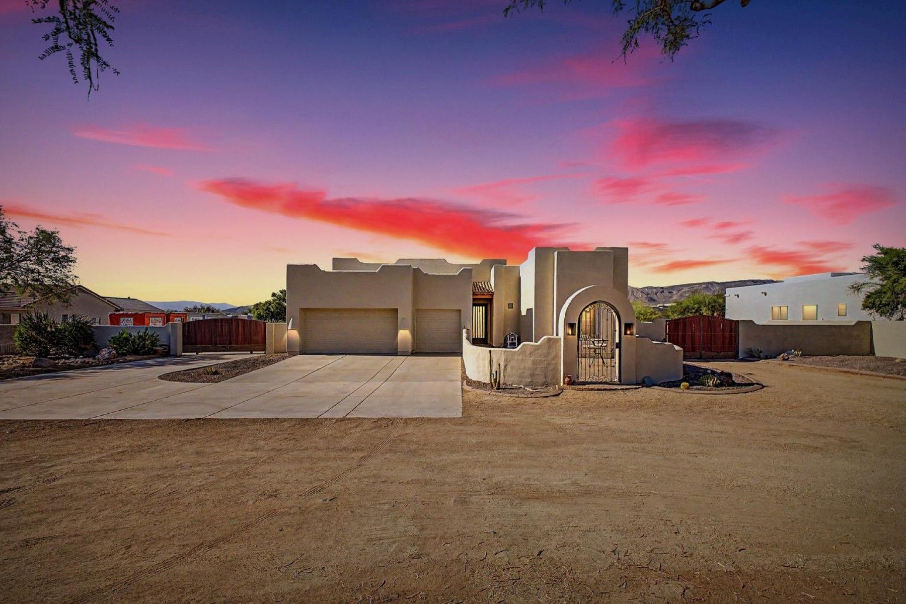  1120 E Circle Mountain Road  New River, AZ - 物件實景