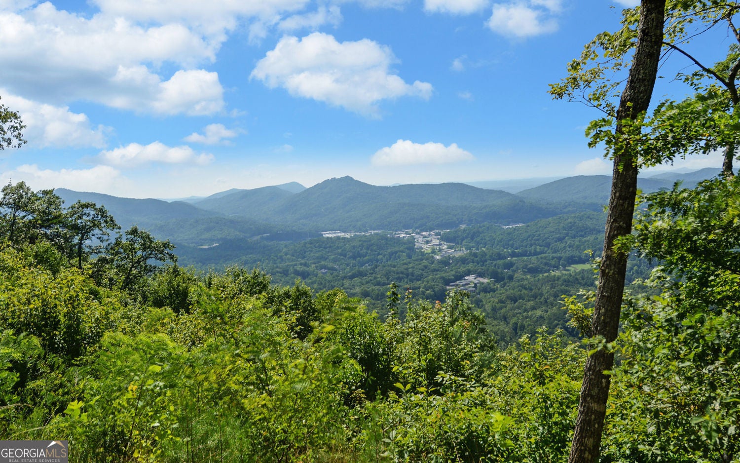 Clayton, Georgia, 30525, United States, 3 Bedrooms Bedrooms, ,4 BathroomsBathrooms,Residential,For Sale,1905476