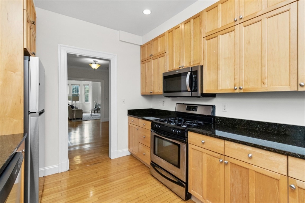 Melrose, Massachusetts, 02176, United States, 3 Bedrooms Bedrooms, ,1 BathroomBathrooms,Residential,For Sale,1950812