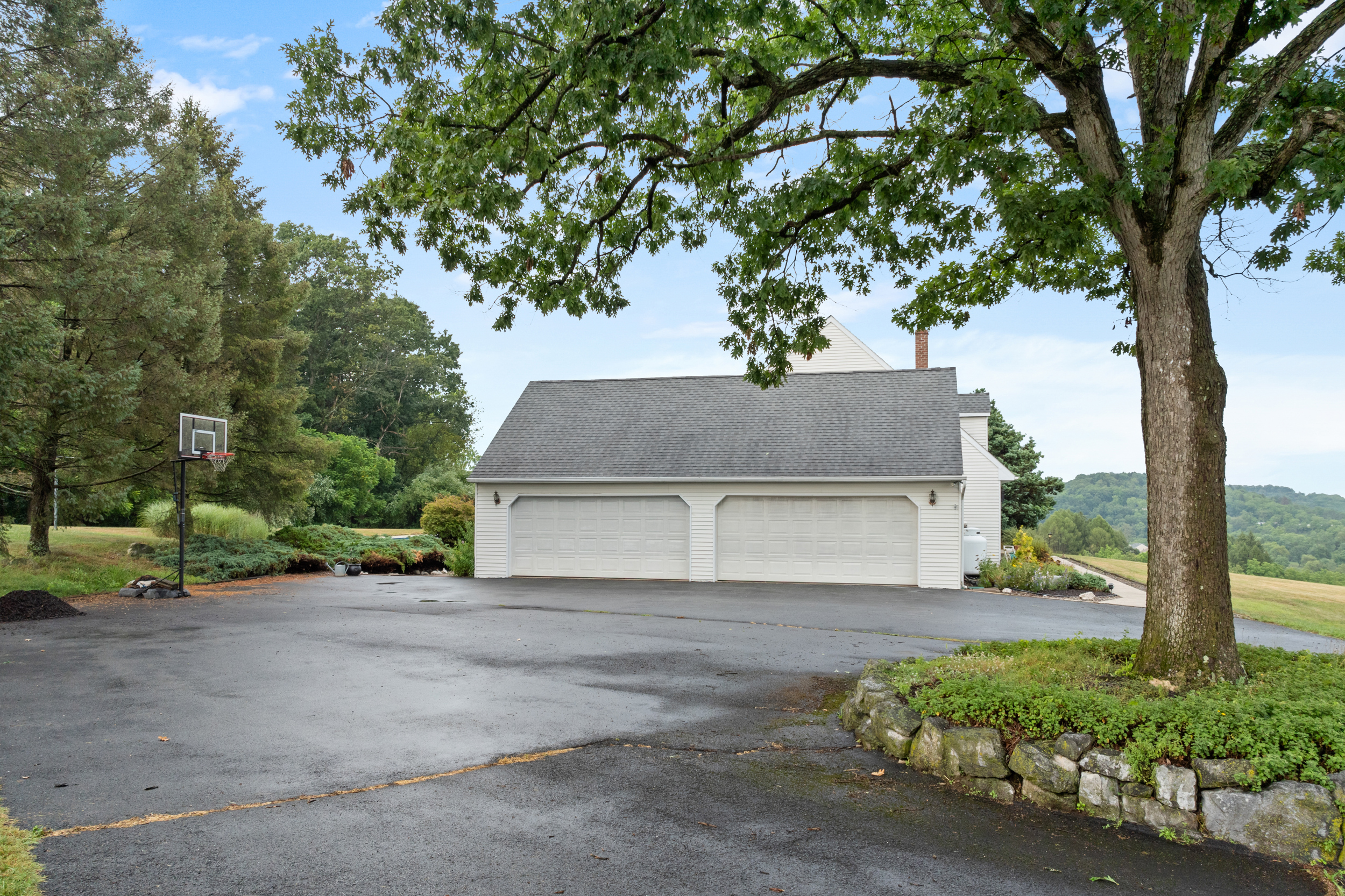 New Tripoli, Pennsylvania, 18066-2432, United States, 3 Bedrooms Bedrooms, ,3 BathroomsBathrooms,Residential,For Sale,1945015