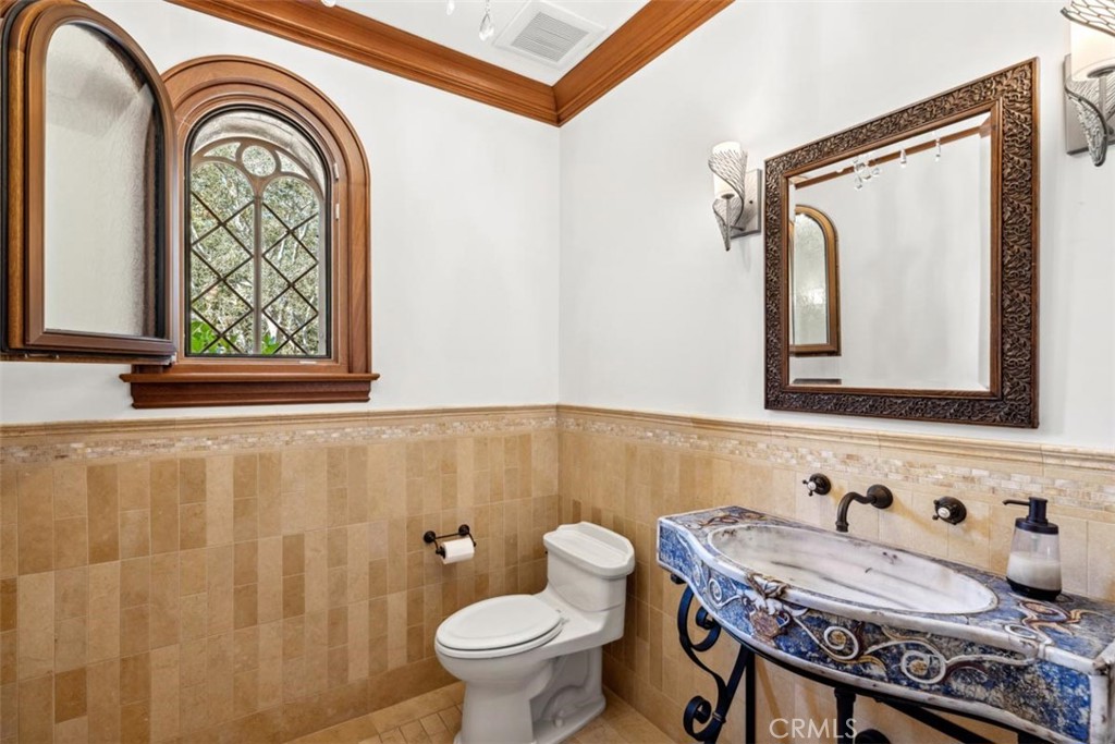 Irvine, California, 92603, United States, 6 Bedrooms Bedrooms, ,8 BathroomsBathrooms,Residential,For Sale,1840658