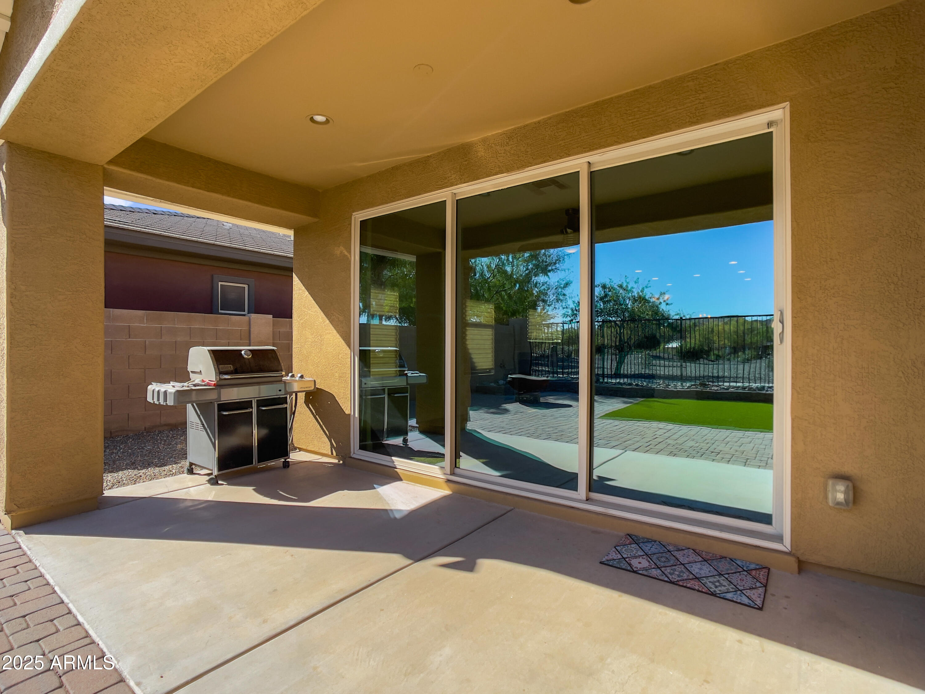 Gilbert, Arizona, 85298, United States, 3 Bedrooms Bedrooms, ,Residential,For Sale,1960746