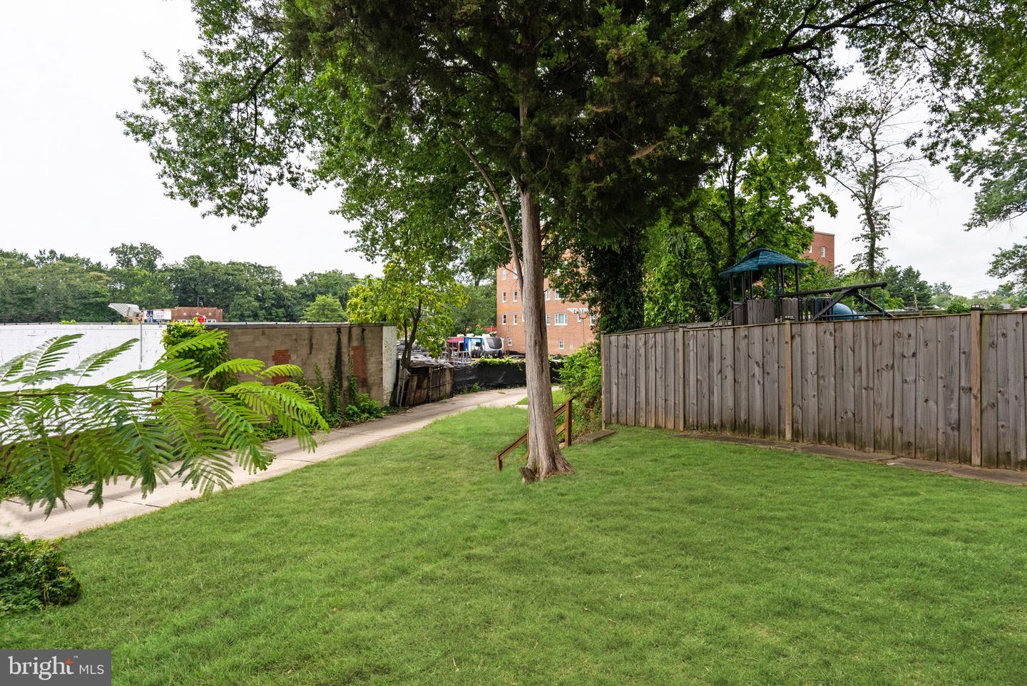 Washington, District of Columbia, 20018, United States, 3 Bedrooms Bedrooms, ,4 BathroomsBathrooms,Residential,For Sale,1907090