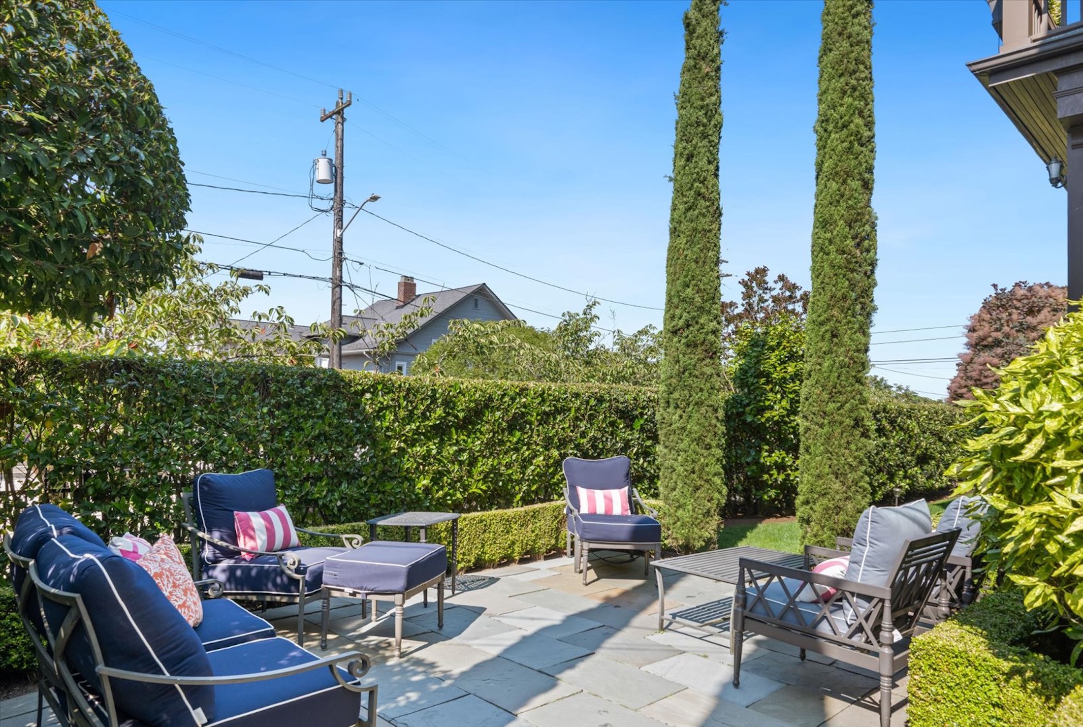  Timeless Tudor Architecture in Capitol Hill - 物件實景