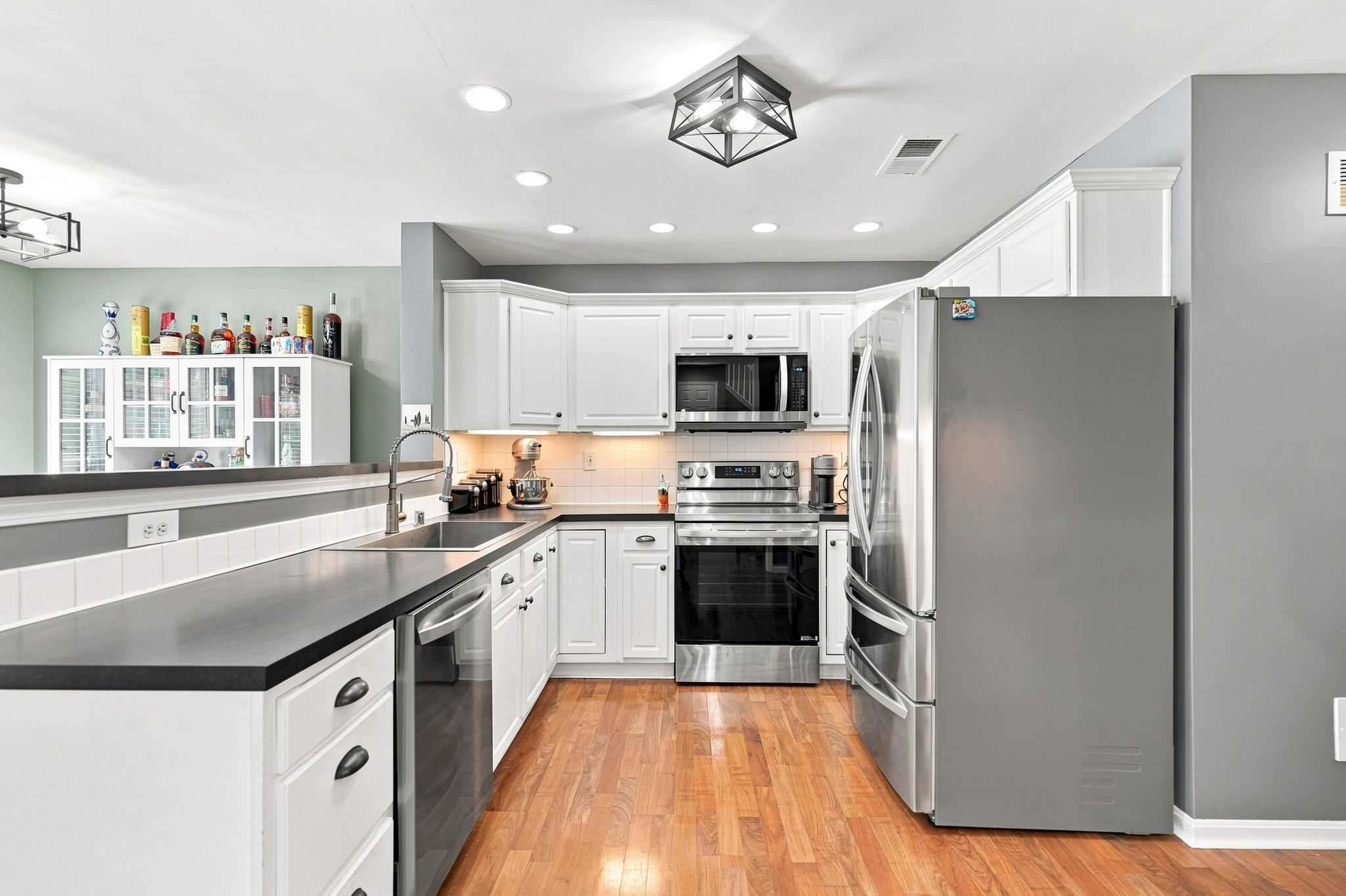  1210 Beckley Hills Court, Louisville, KY 40245 - 物件實景