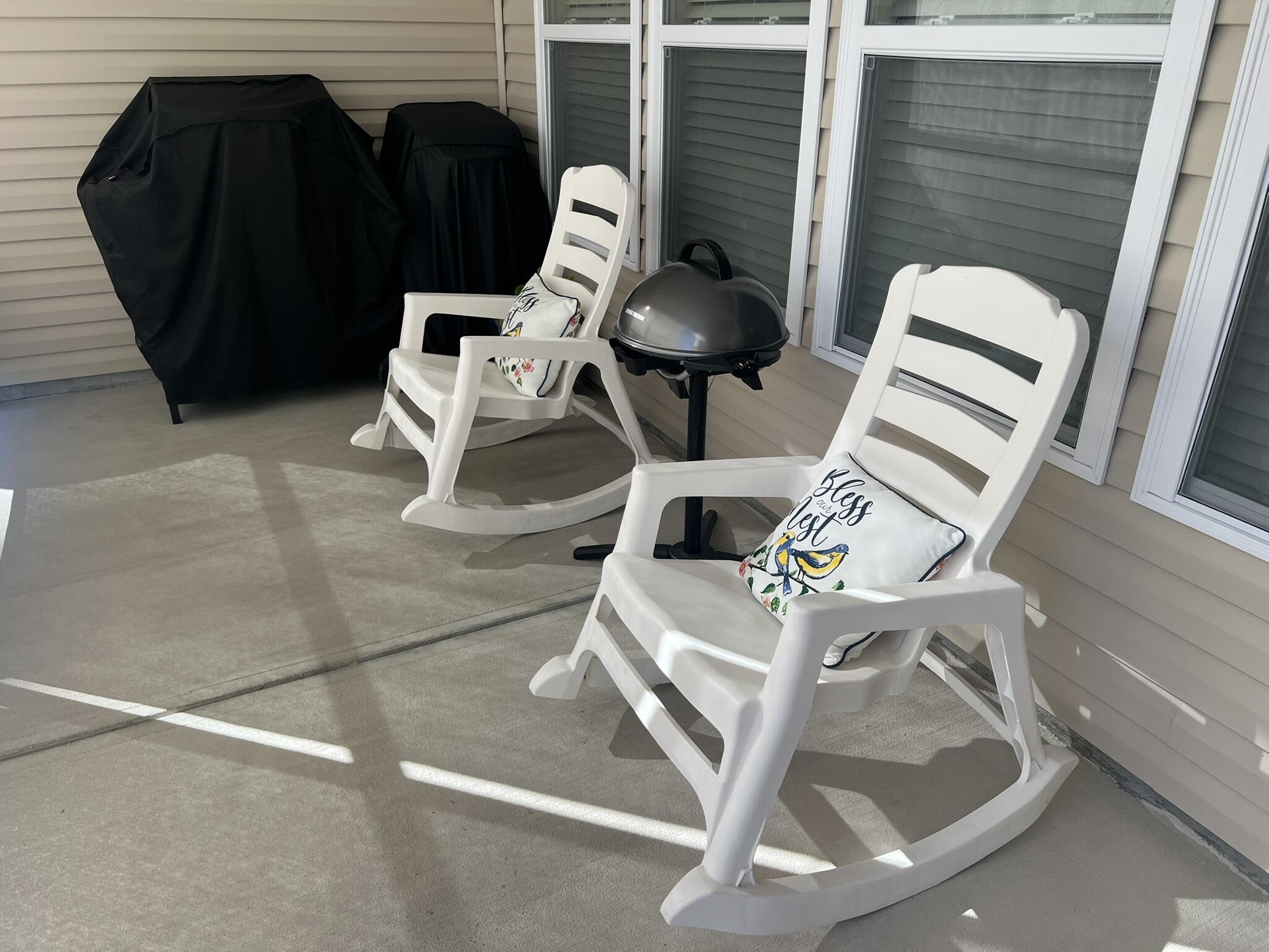 Summerville, South Carolina, 29486, United States, 4 Bedrooms Bedrooms, ,3 BathroomsBathrooms,Residential,For Sale,1882681